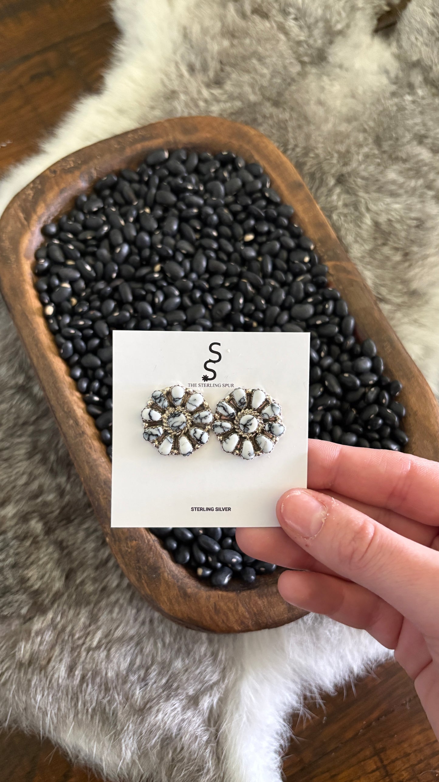 WHITE BUFFALO CLUSTER POST EARRINGS