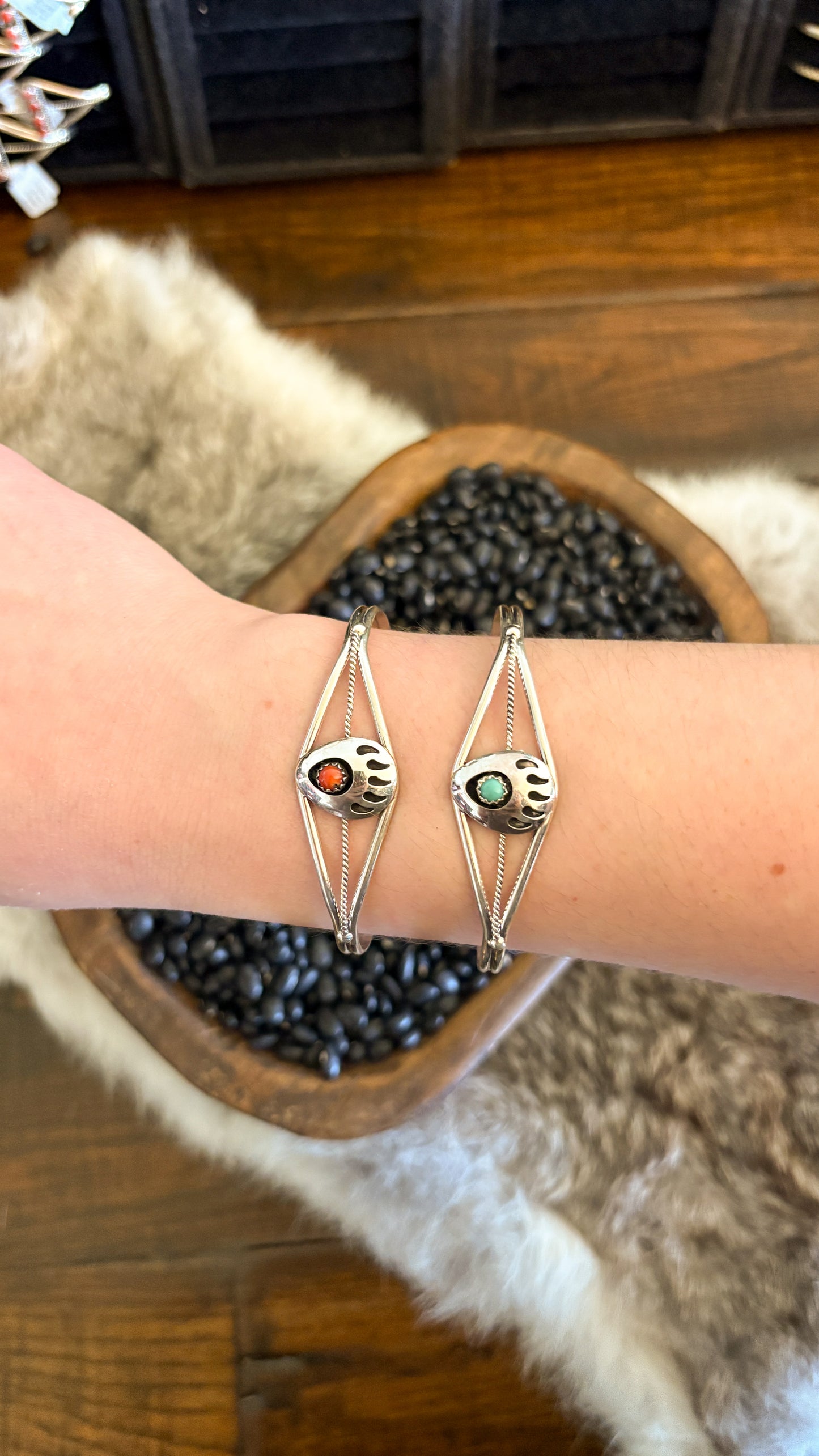 BEAR PAW CUFF
