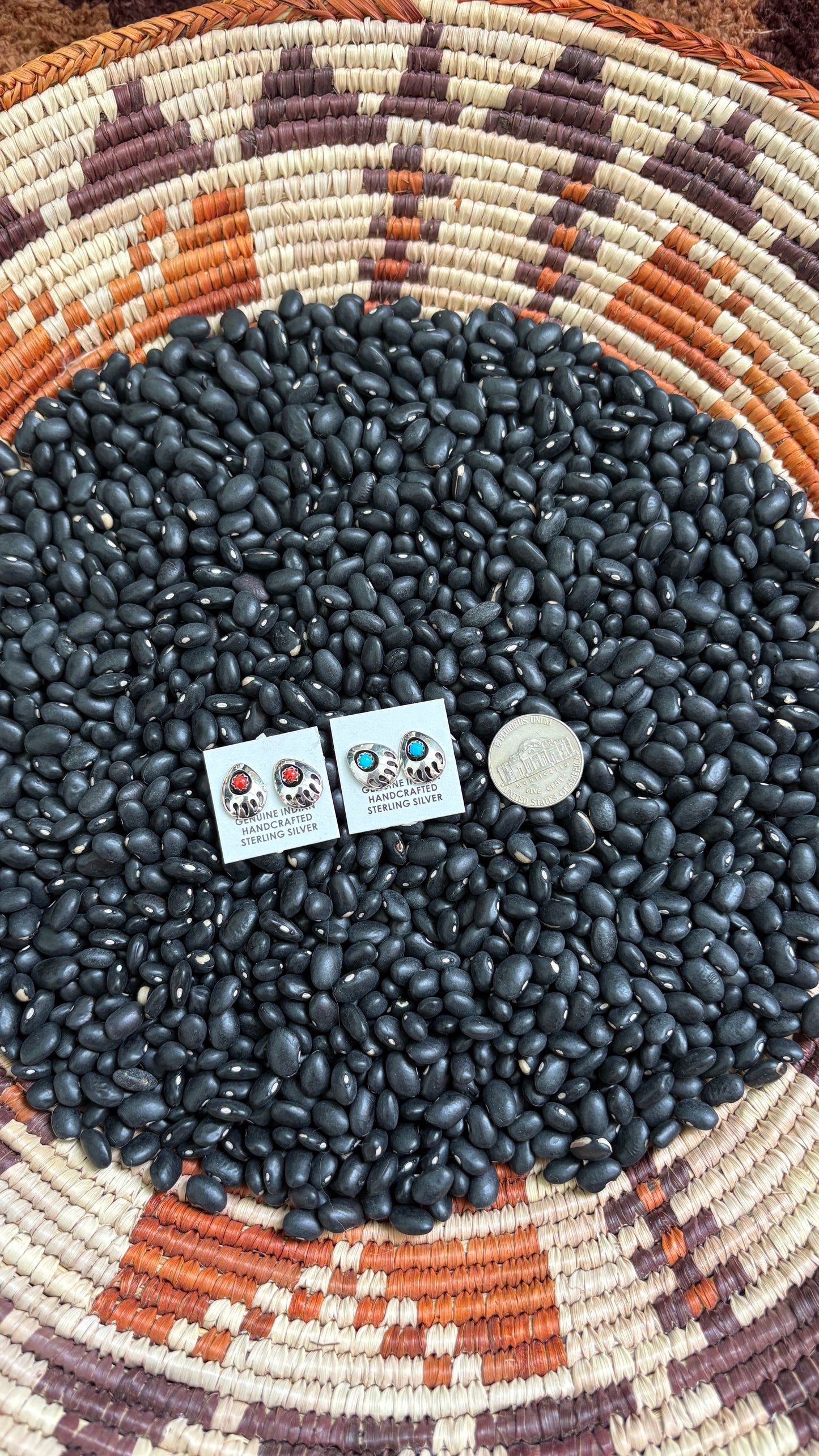 MINI BEAR PAW STUD EARRINGS