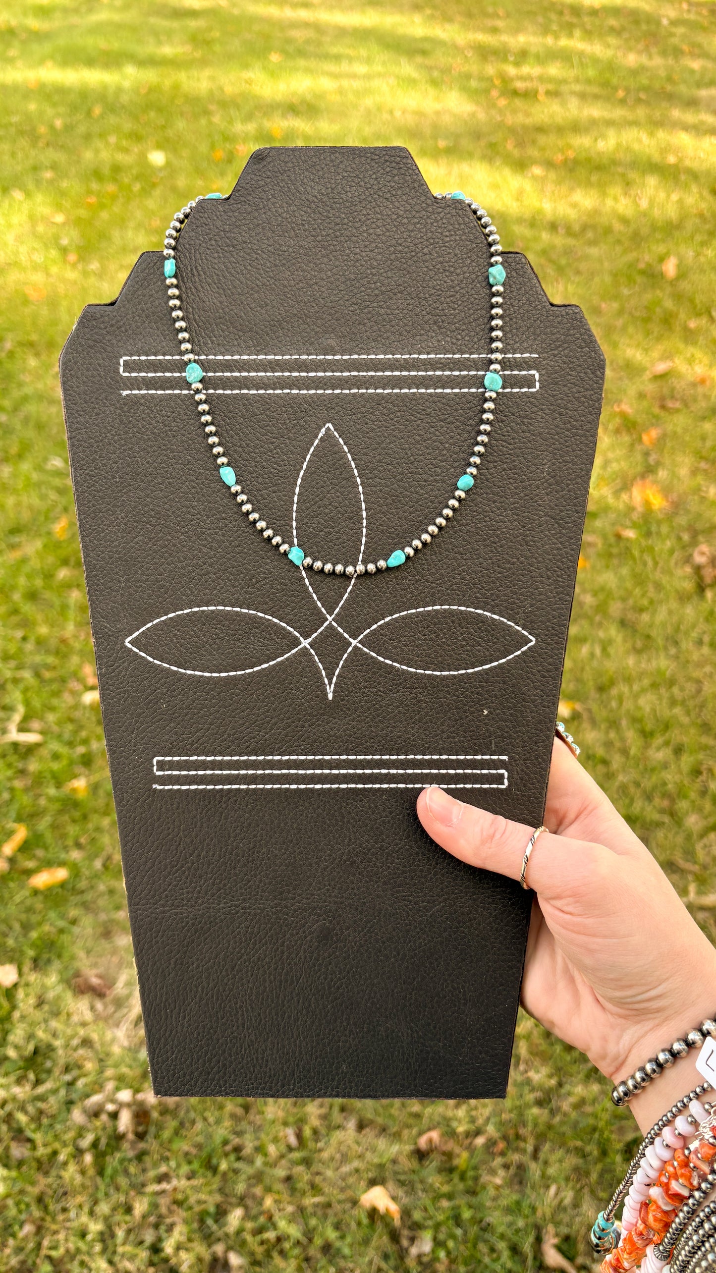 WHITE WATER TURQUOISE NUGGET NECKLACE