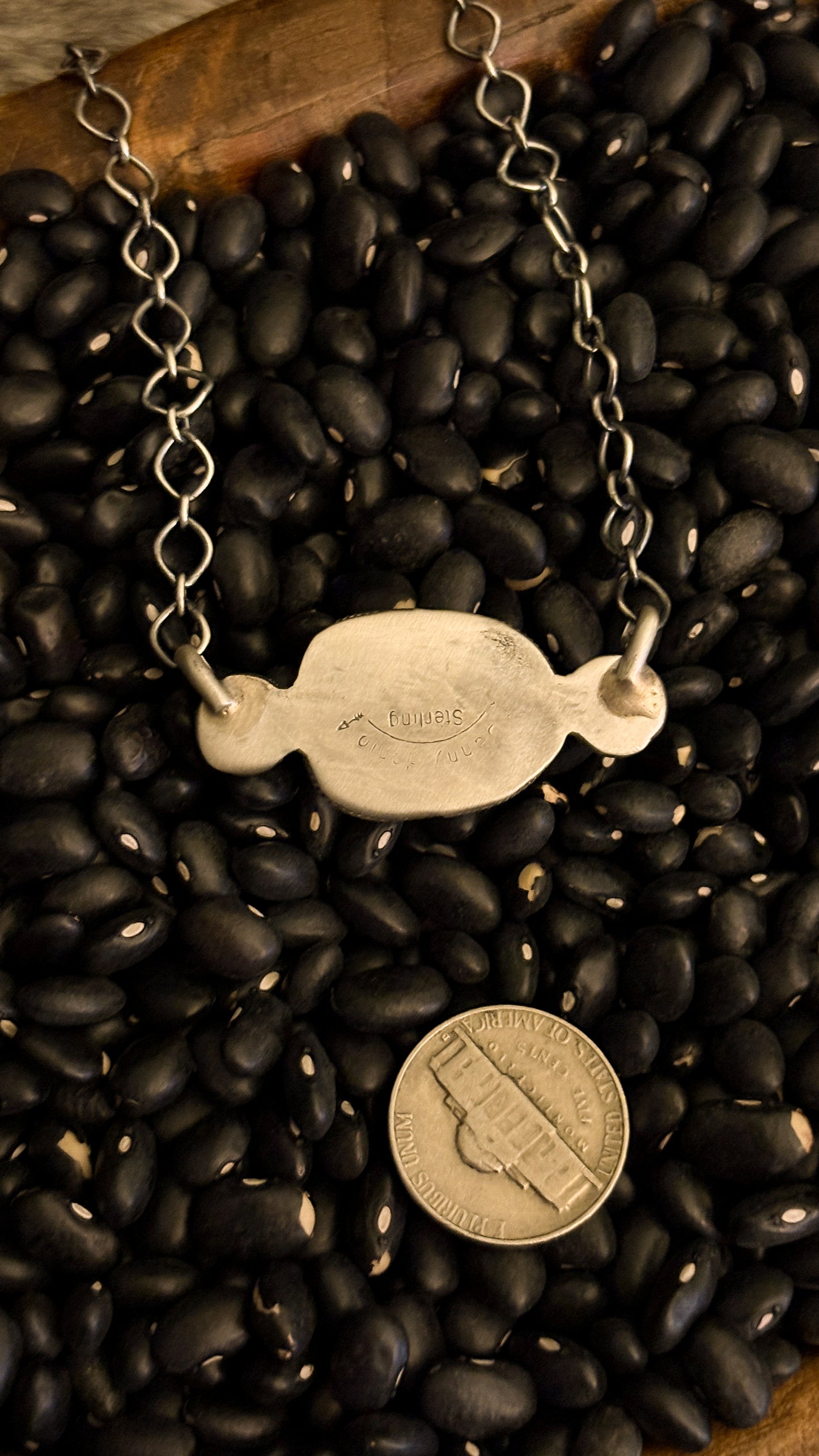 OVAL SHAPED TURQUOISE NECKLACE W STARSHOT DETAIL