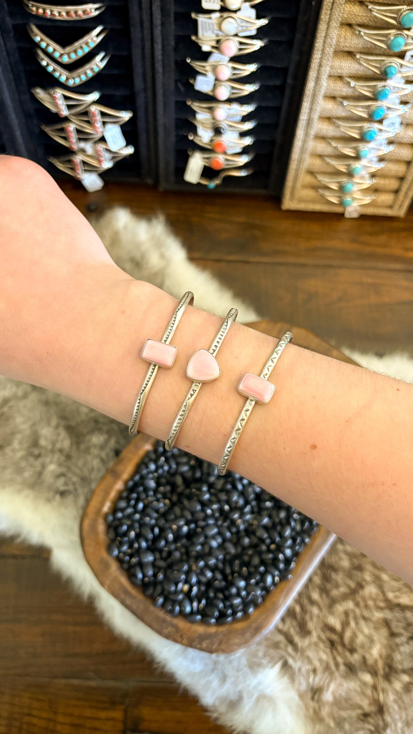 PINK CONCH STAMPED CUFF