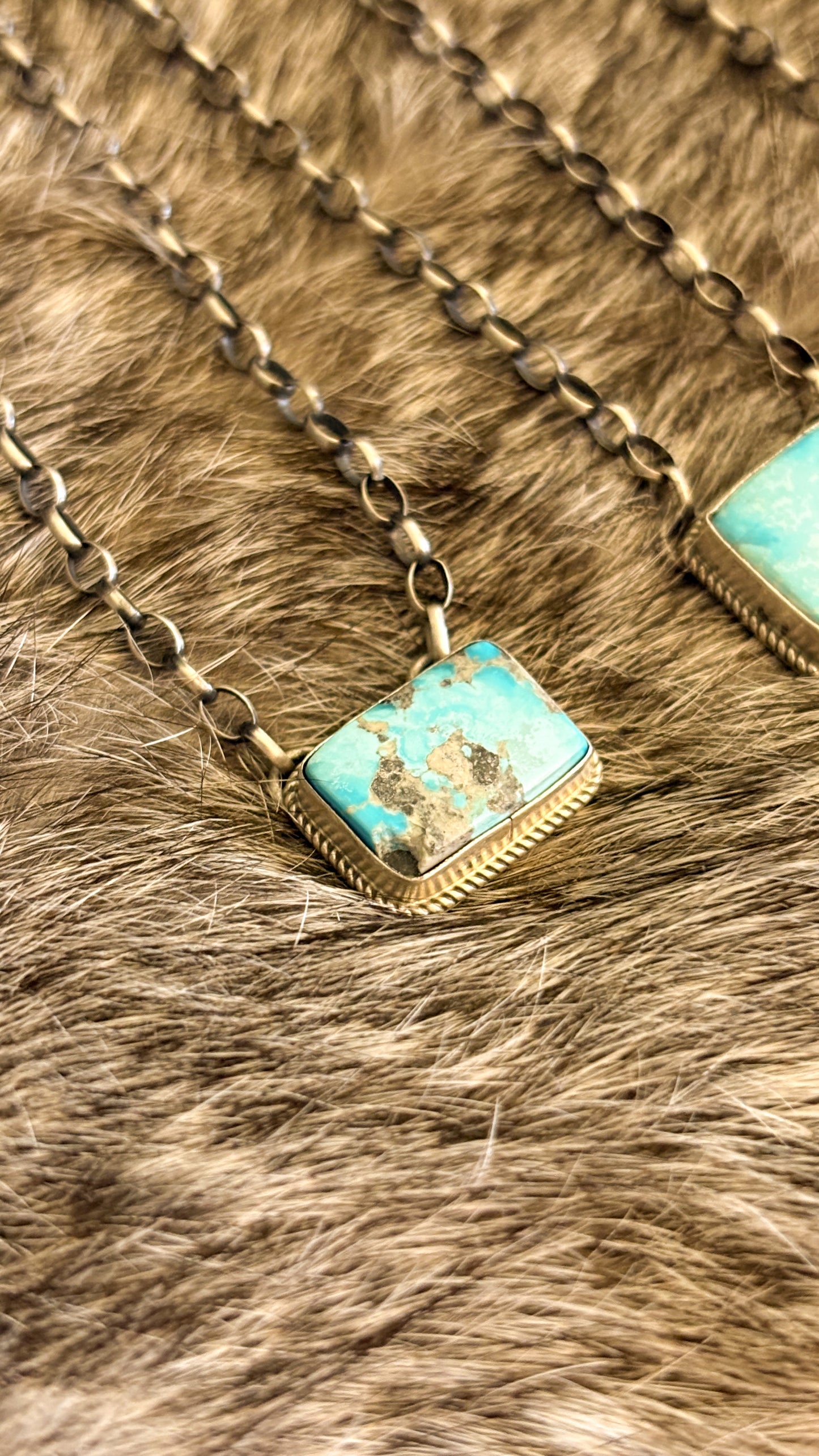 MINI TURQUOISE BAR NECKLACE
