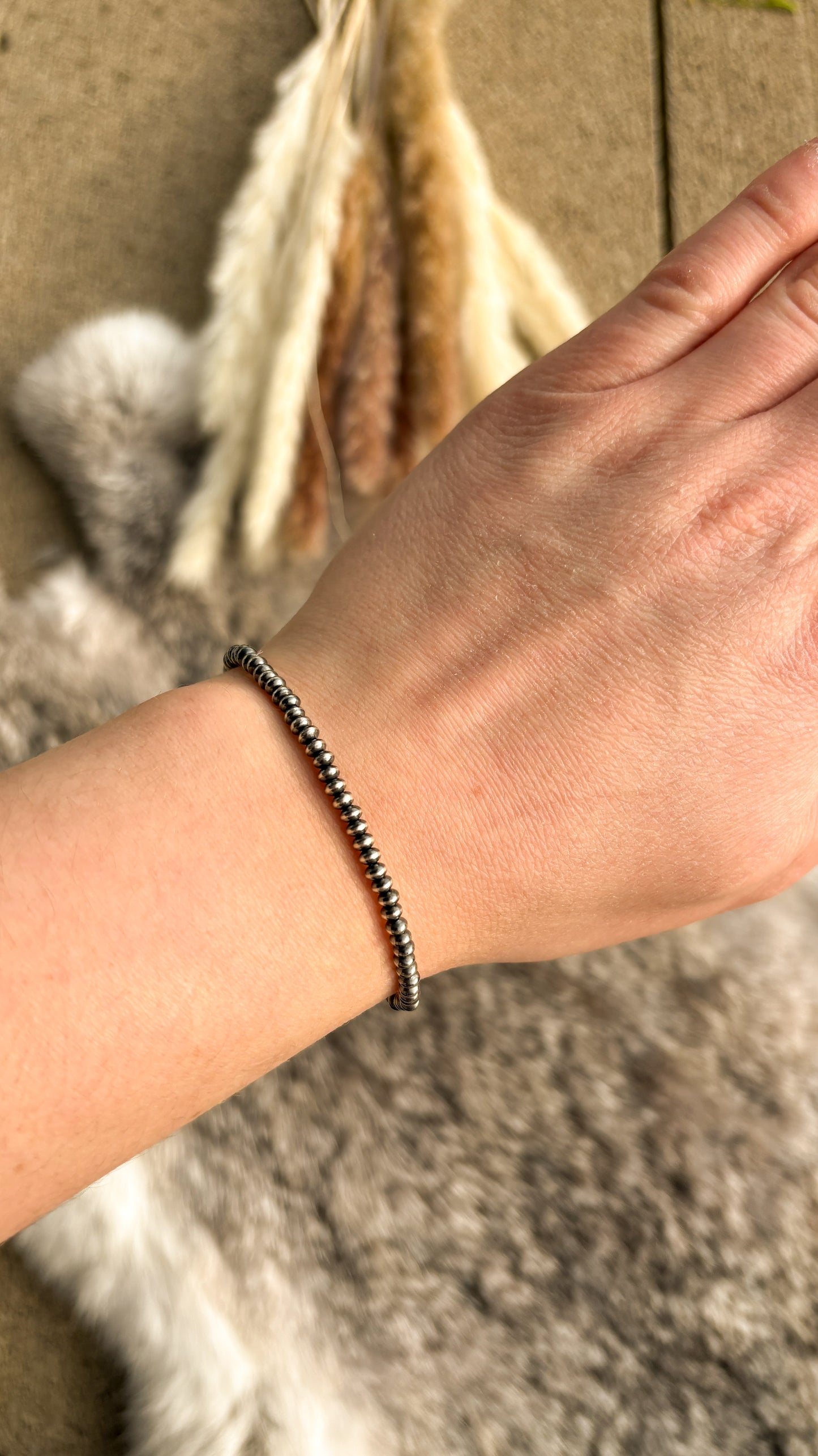 3MM SAUCER PEARL STRETCH BRACELET - READY TO SHIP
