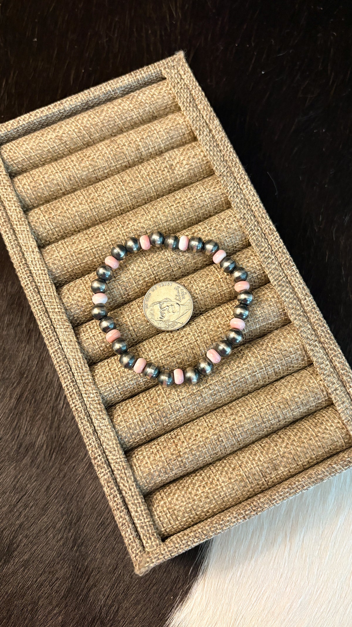 PINK CONCH 7MM STERLING SILVER PEARL STRETCH BRACELET