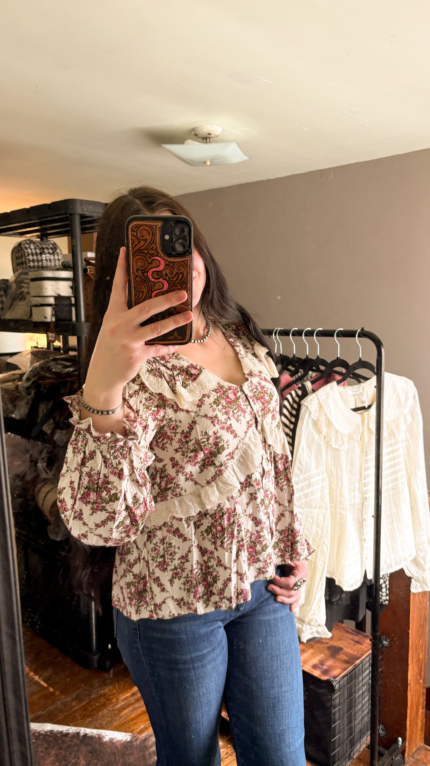 FLORAL LONG SLEEVE RUFFLE TOP