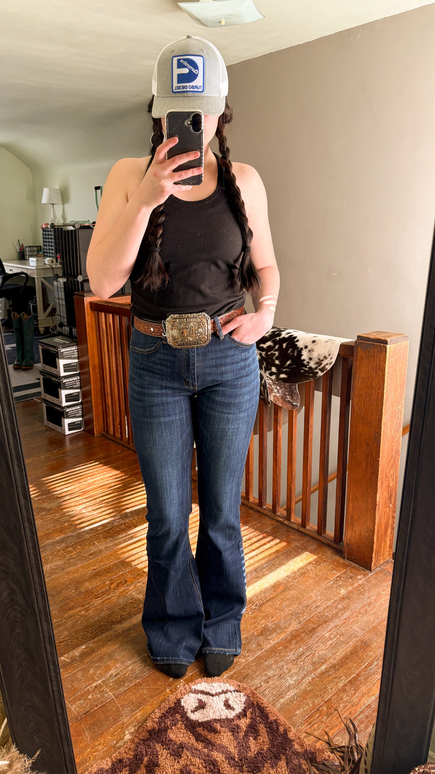 THE JESSIE FLARE JEANS