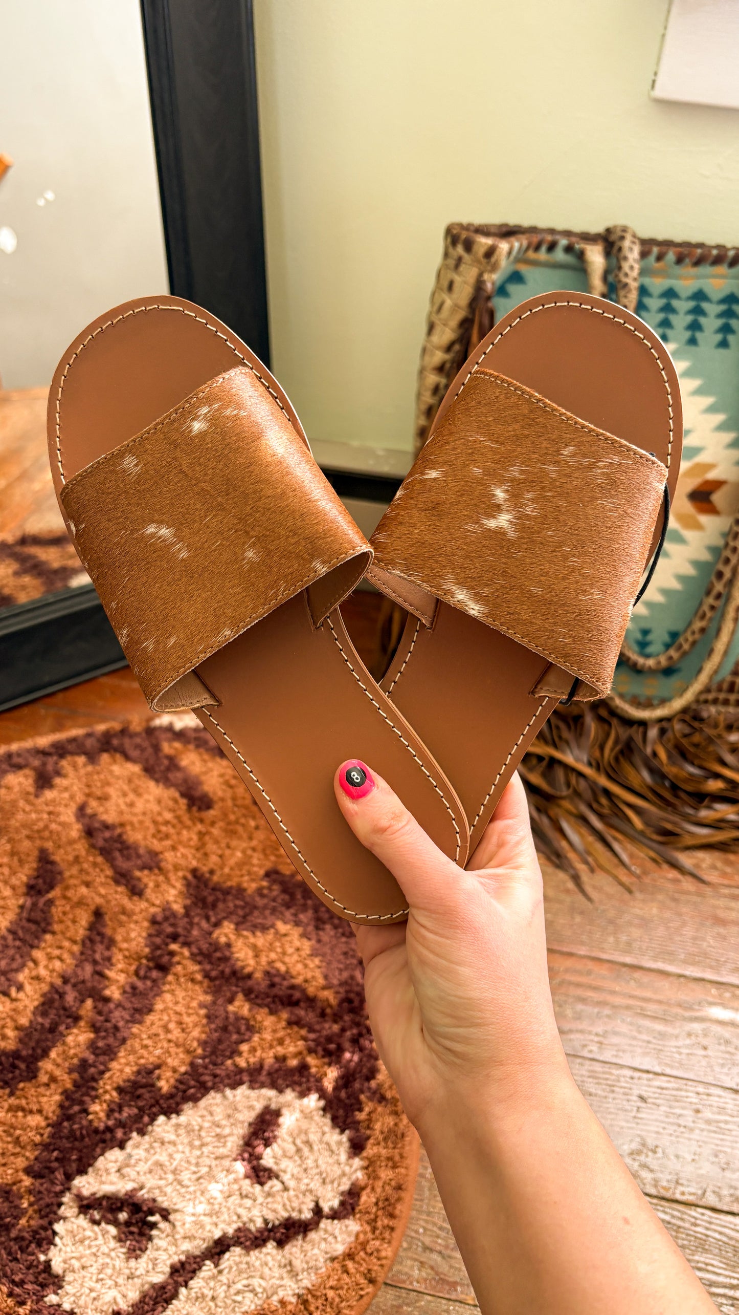 COWHIDE SLIDE SANDALS