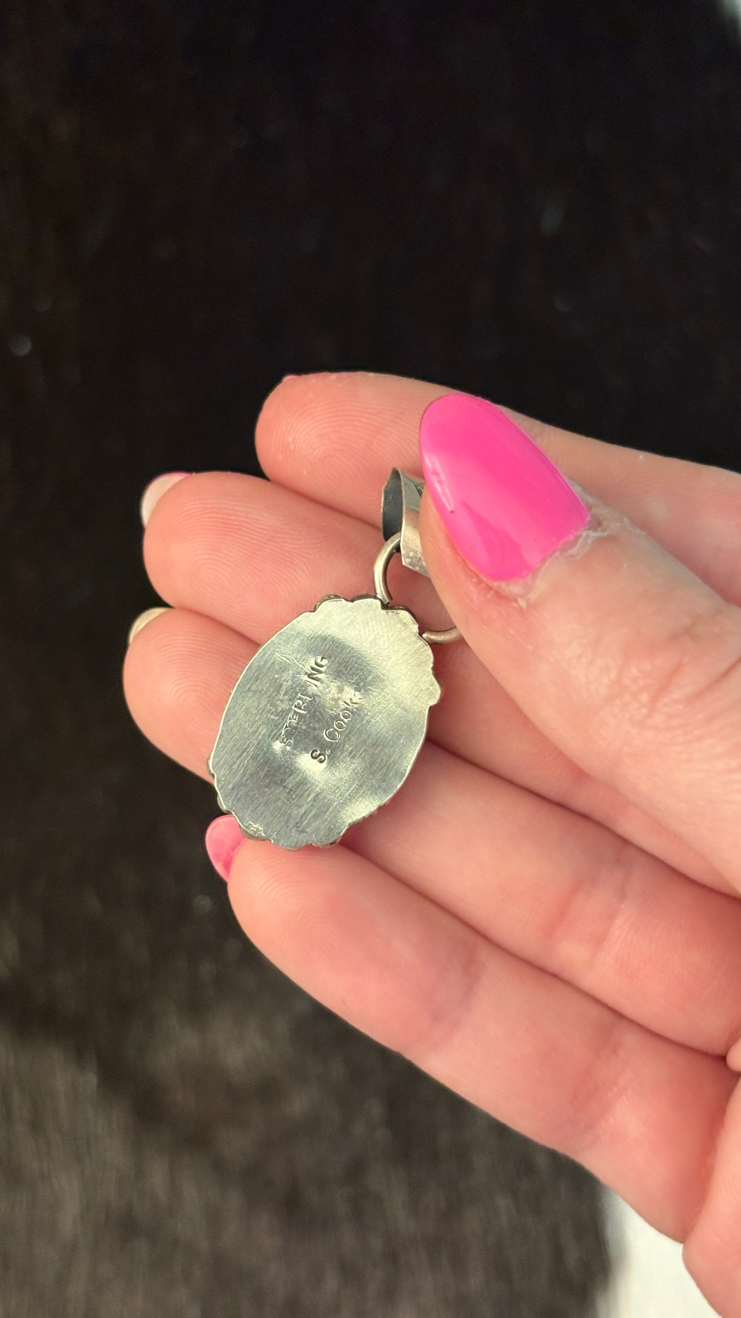 KINGMAN TURQUOISE PENDANT W STAMPED BAIL