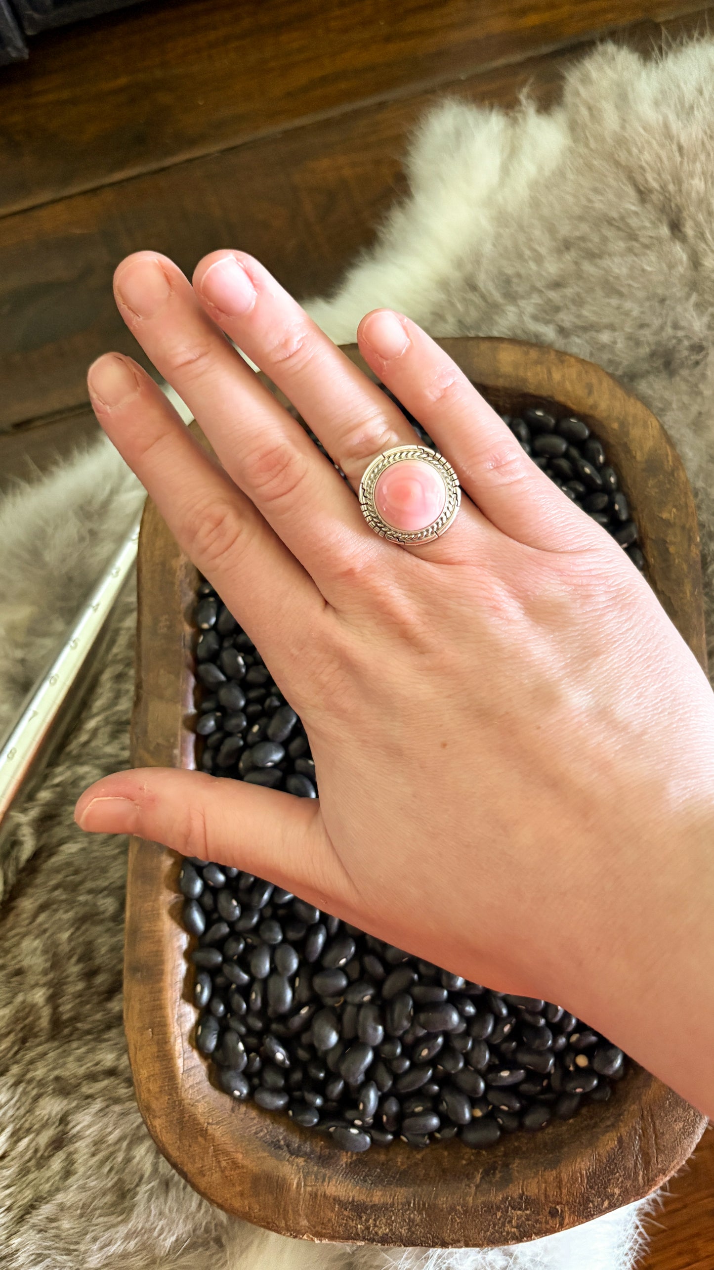 PINK CONCH RING BY DAVE SKEETS