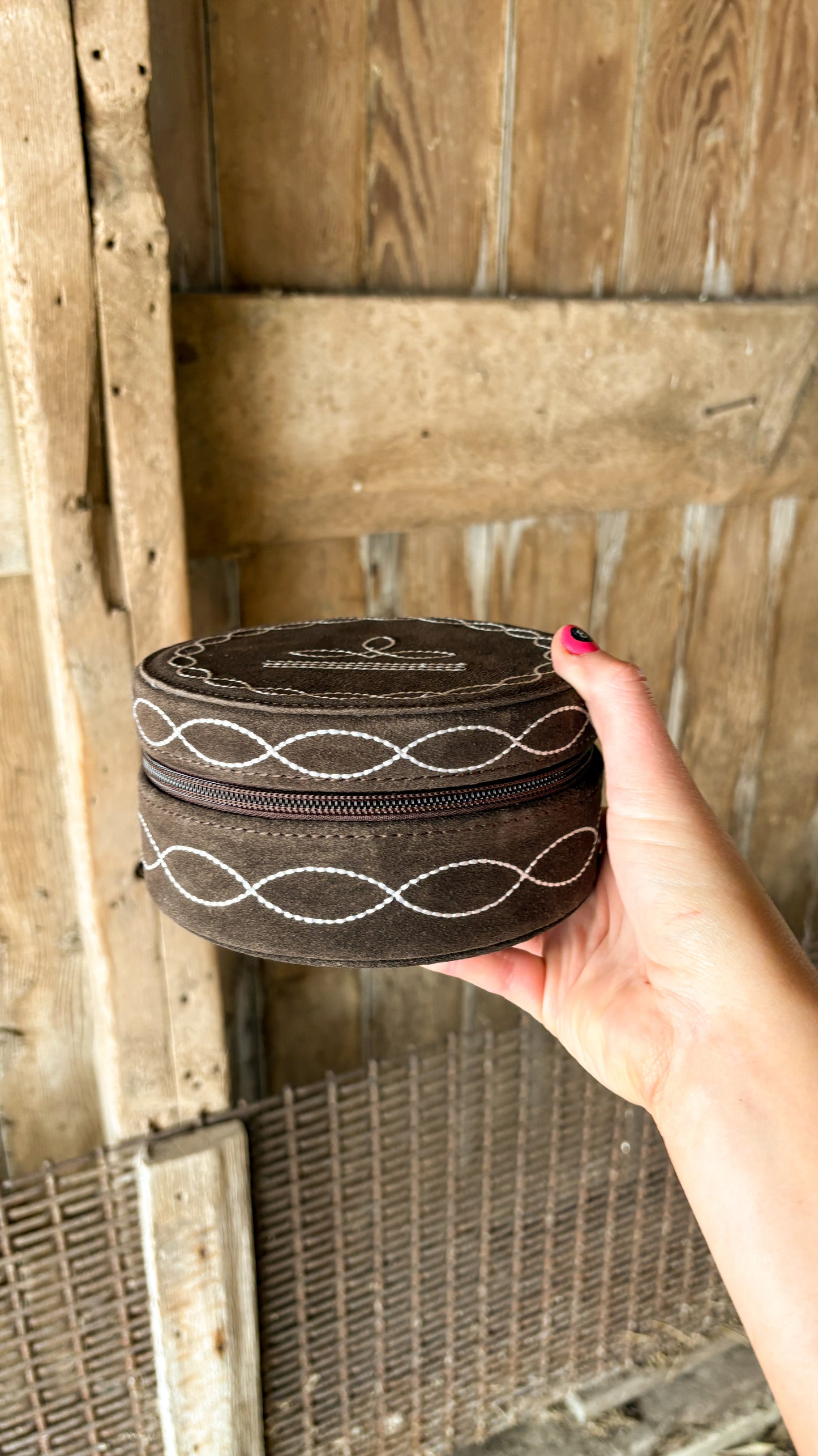BROWN BOOTSTITCH SUEDE LEATHER JEWELRY BOX