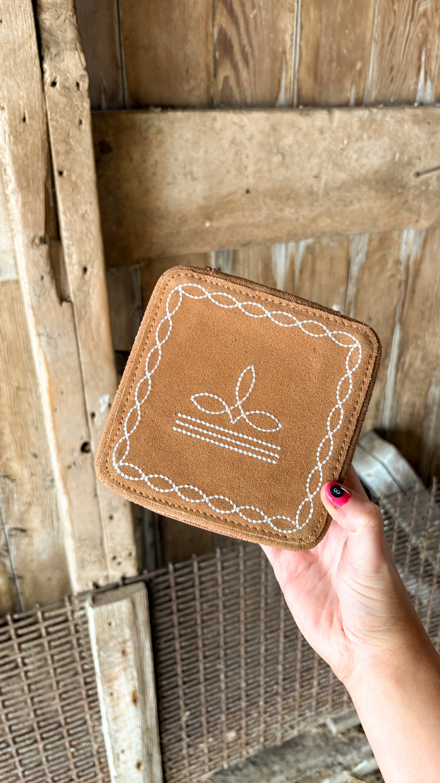 TAN BOOTSTITCH SUEDE LEATHER JEWELRY BOX
