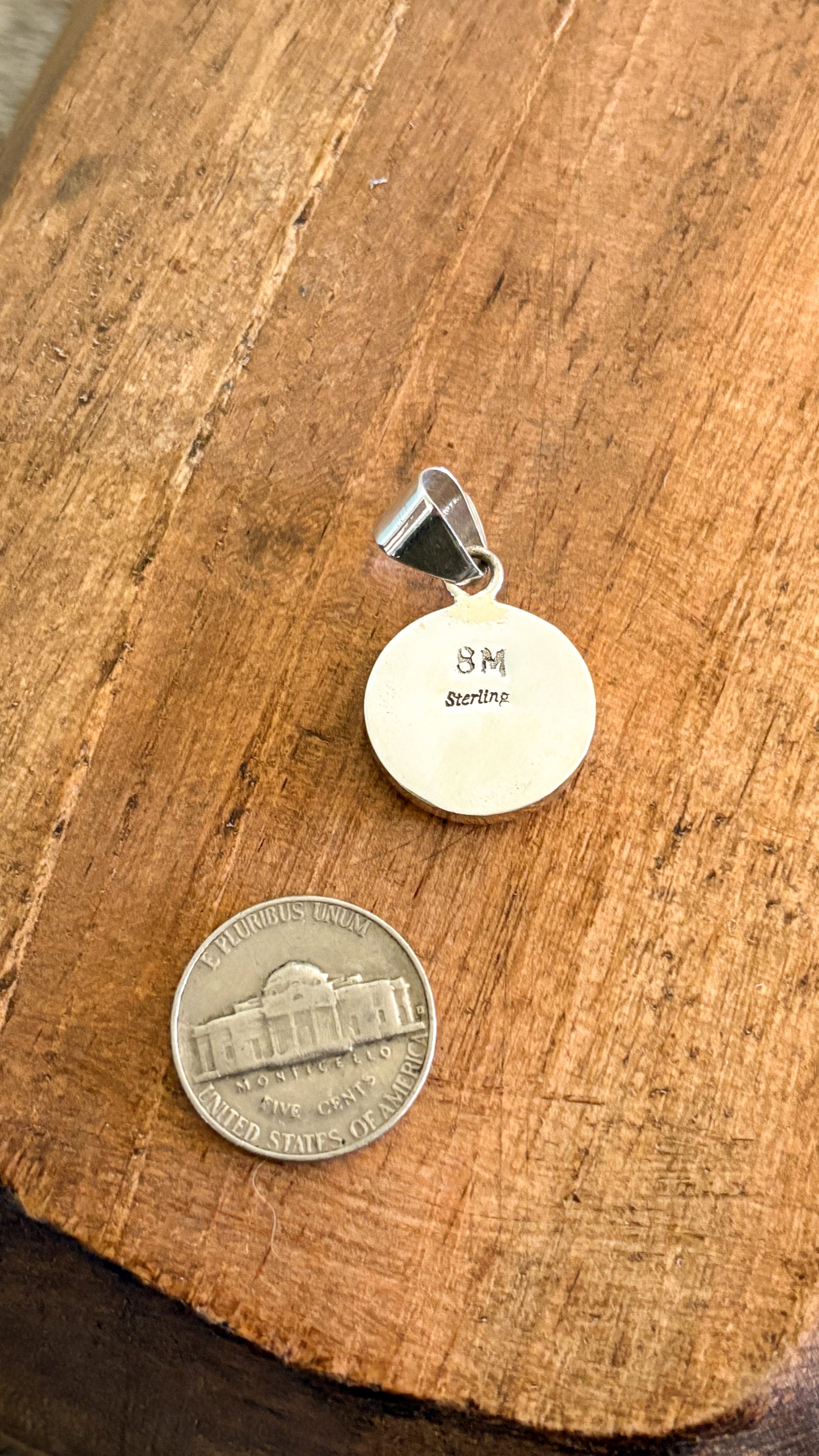 ROUND INLAY PENDANT