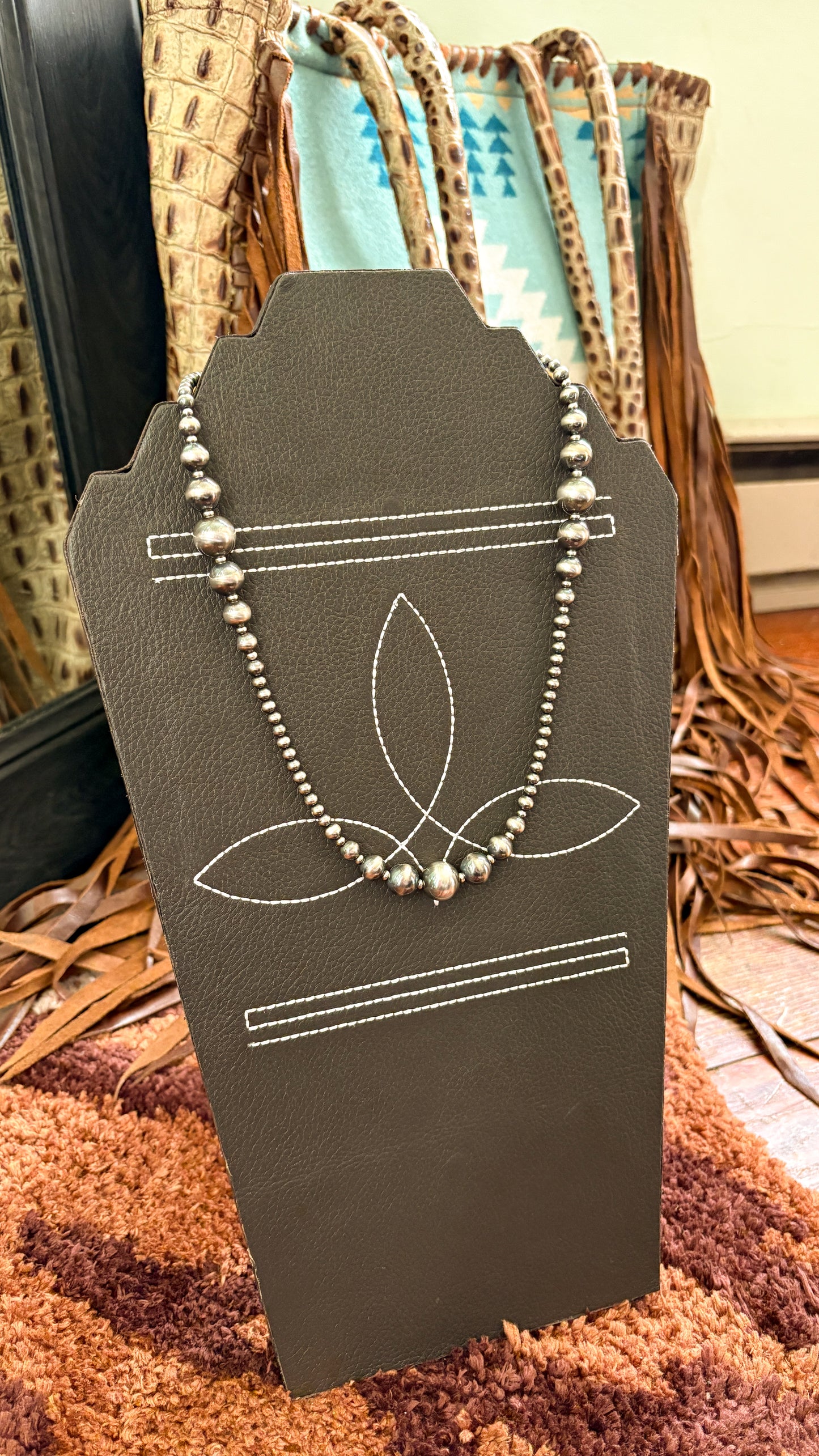THE KINSLEY NECKLACE