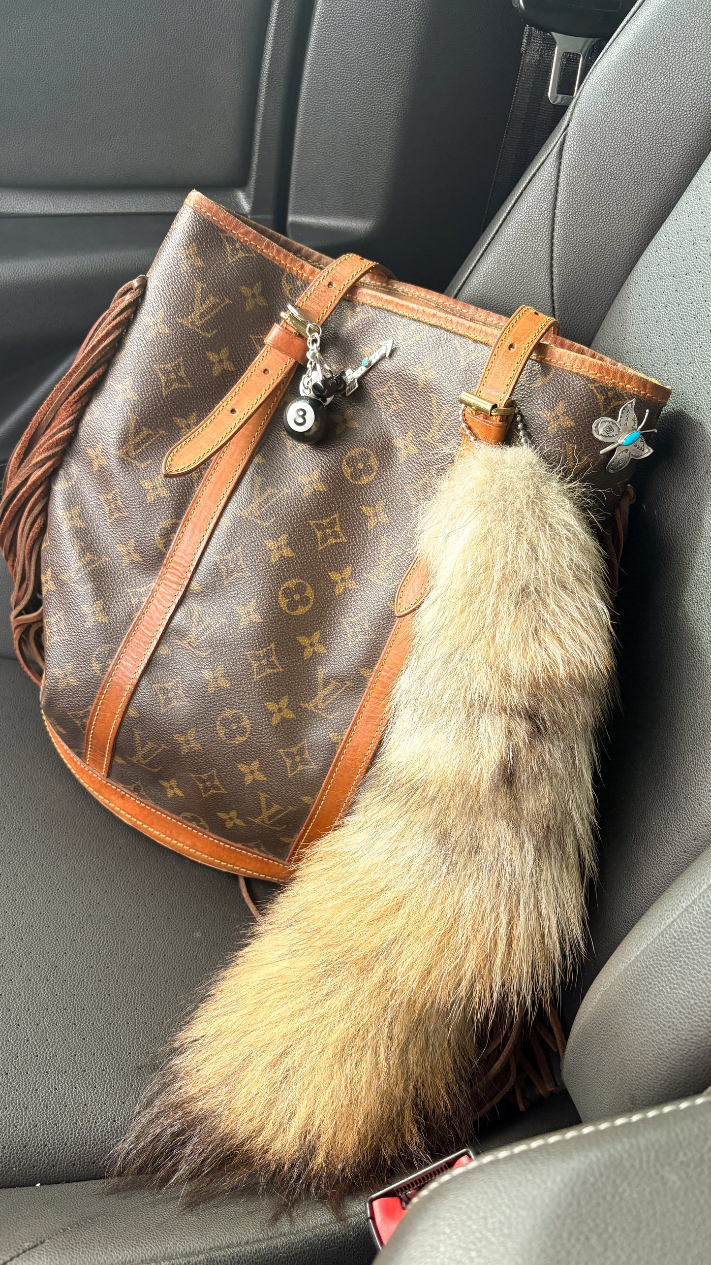 COYOTE TAIL KEYCHAIN