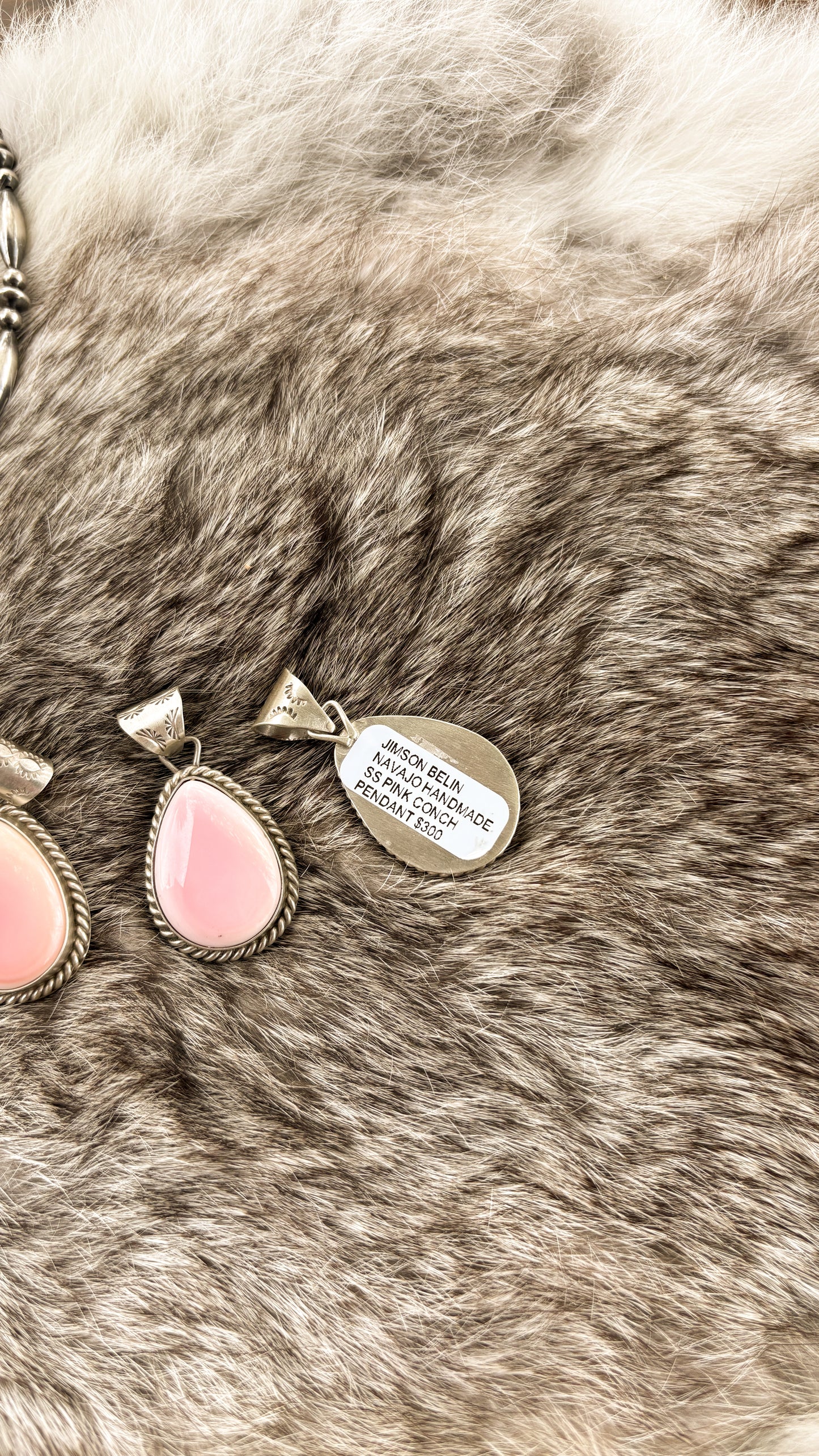 PINK CONCH TEARDROP PENDANT BY JIMSON BELIN