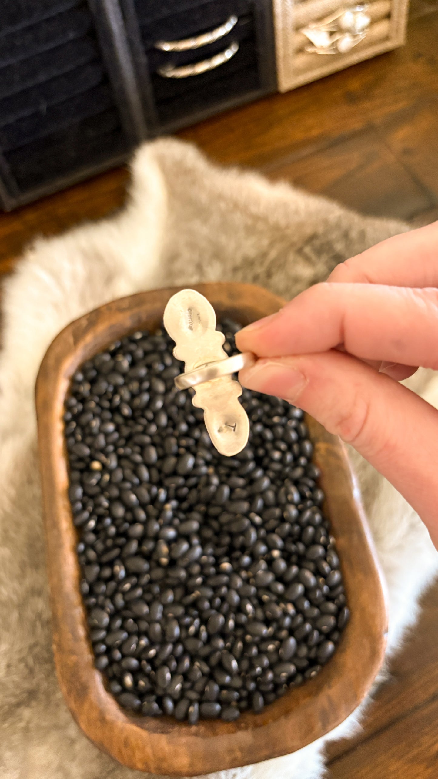 3 STONE TURQUOISE BAR STATEMENT RING - SIZE 6-1/4