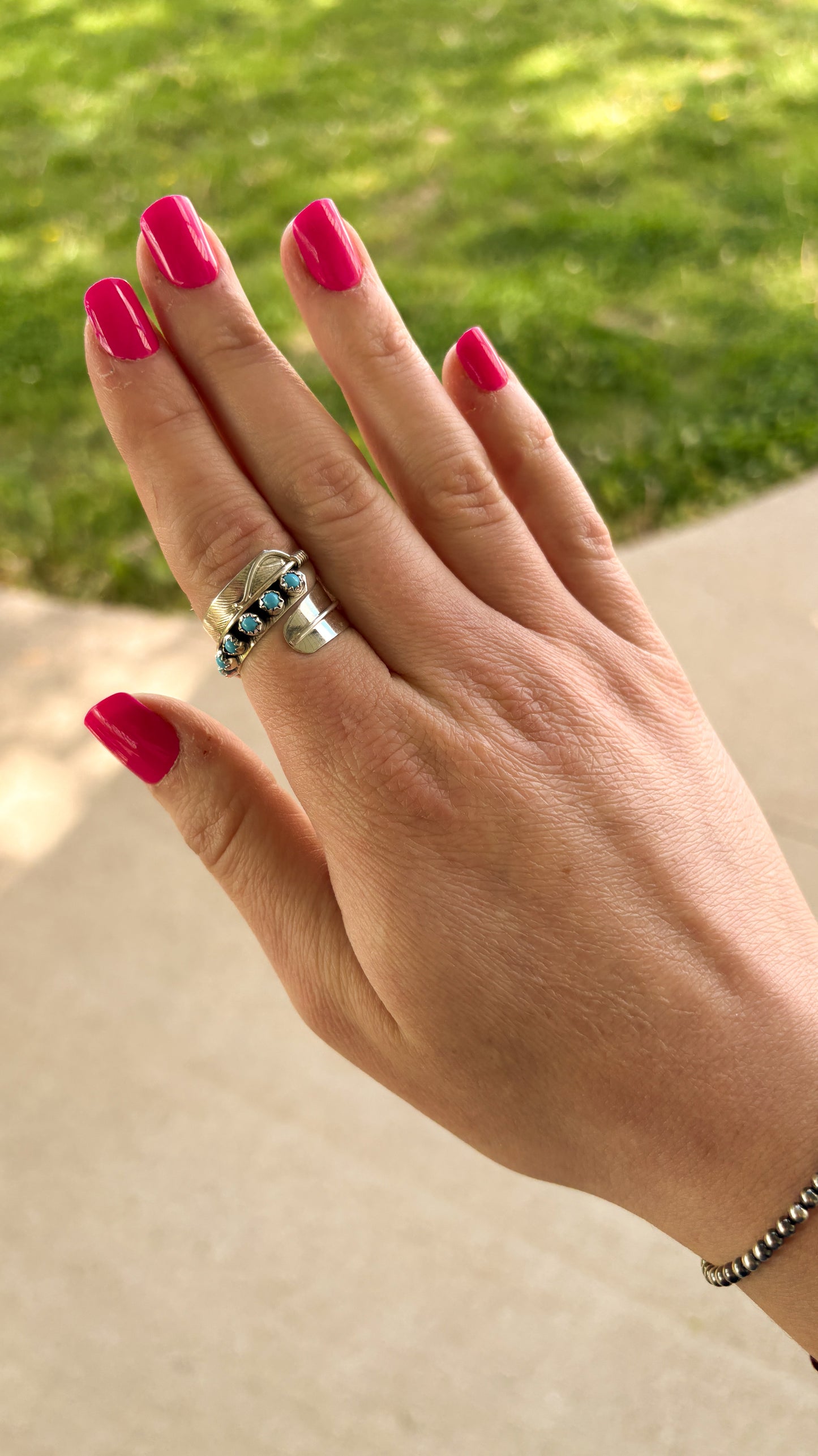 KINGMAN TURQUOISE ADJUSTABLE FEATHER RING BY CHESTER CHARLEY