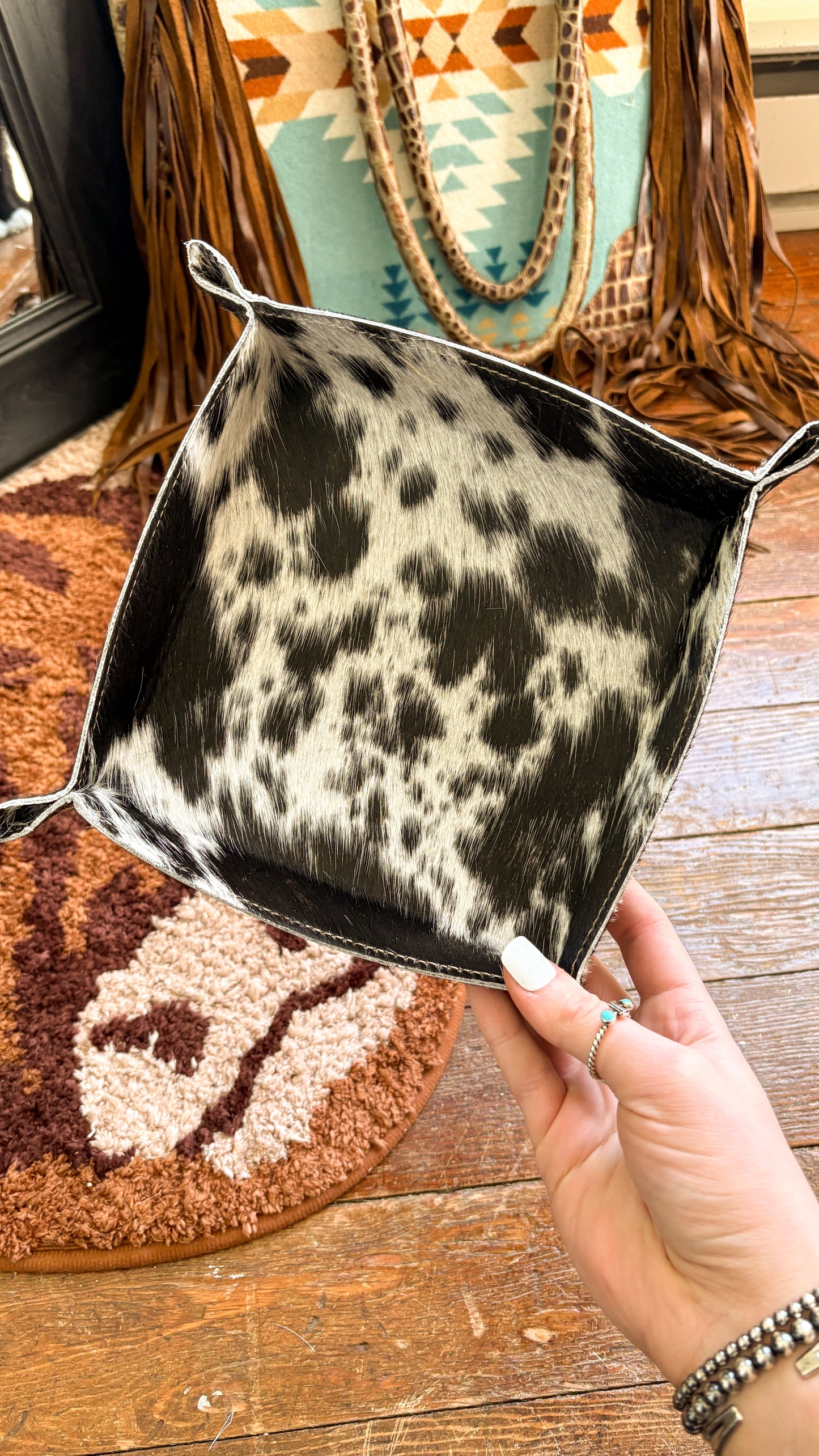 COWHIDE TRAY