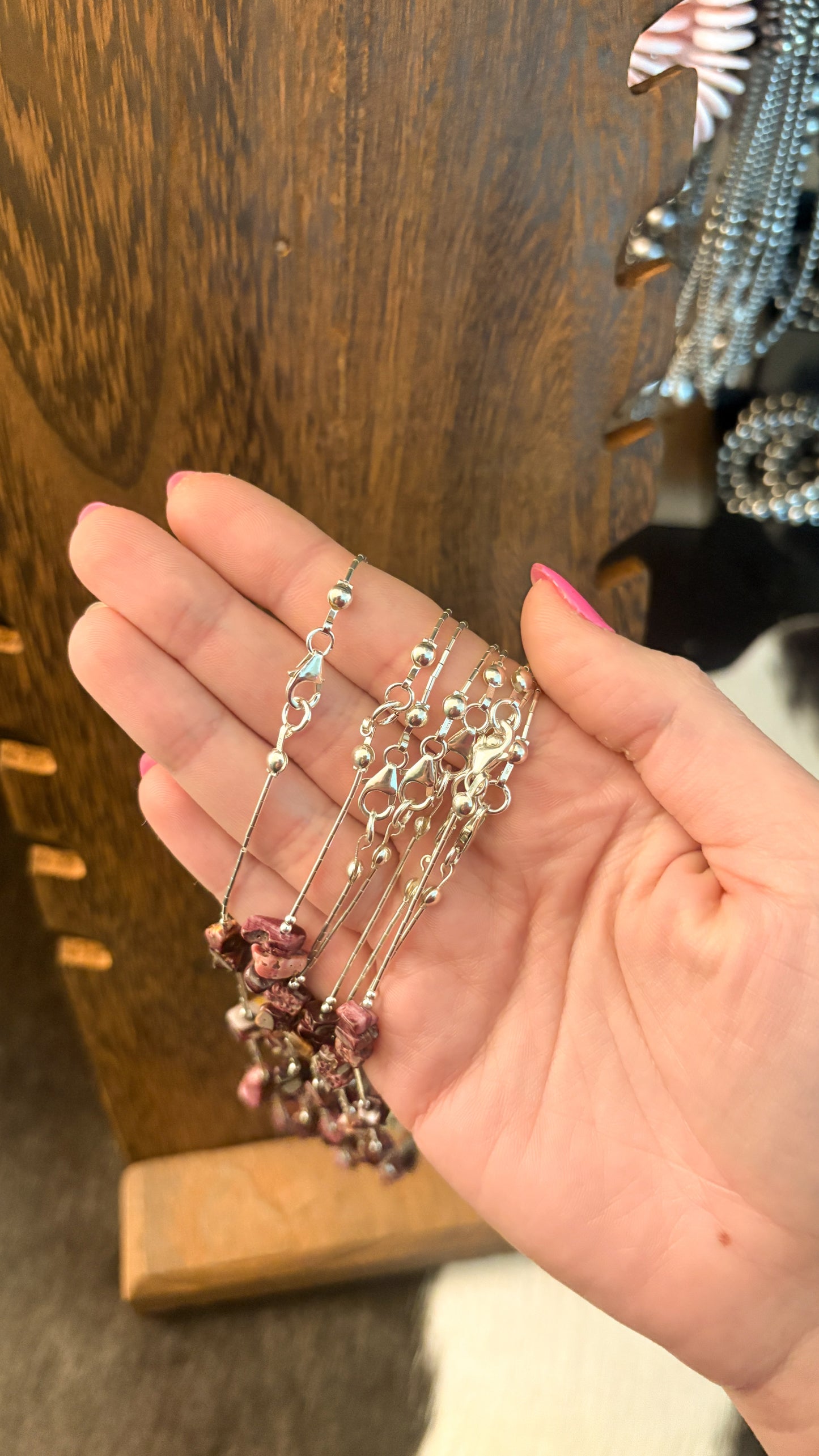 LIQUID SILVER PURPLE SPINY OYSTER CHIP NECKLACE