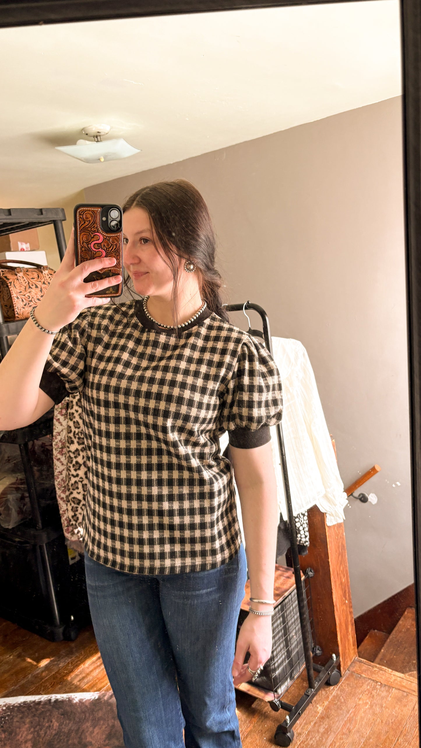 CHECKERED KNIT PUFF SLEEVE TOP