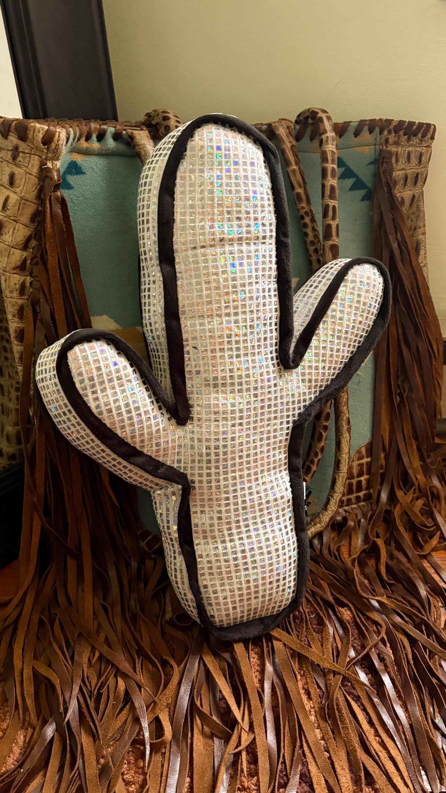 CACTUS PILLOW - DISCO