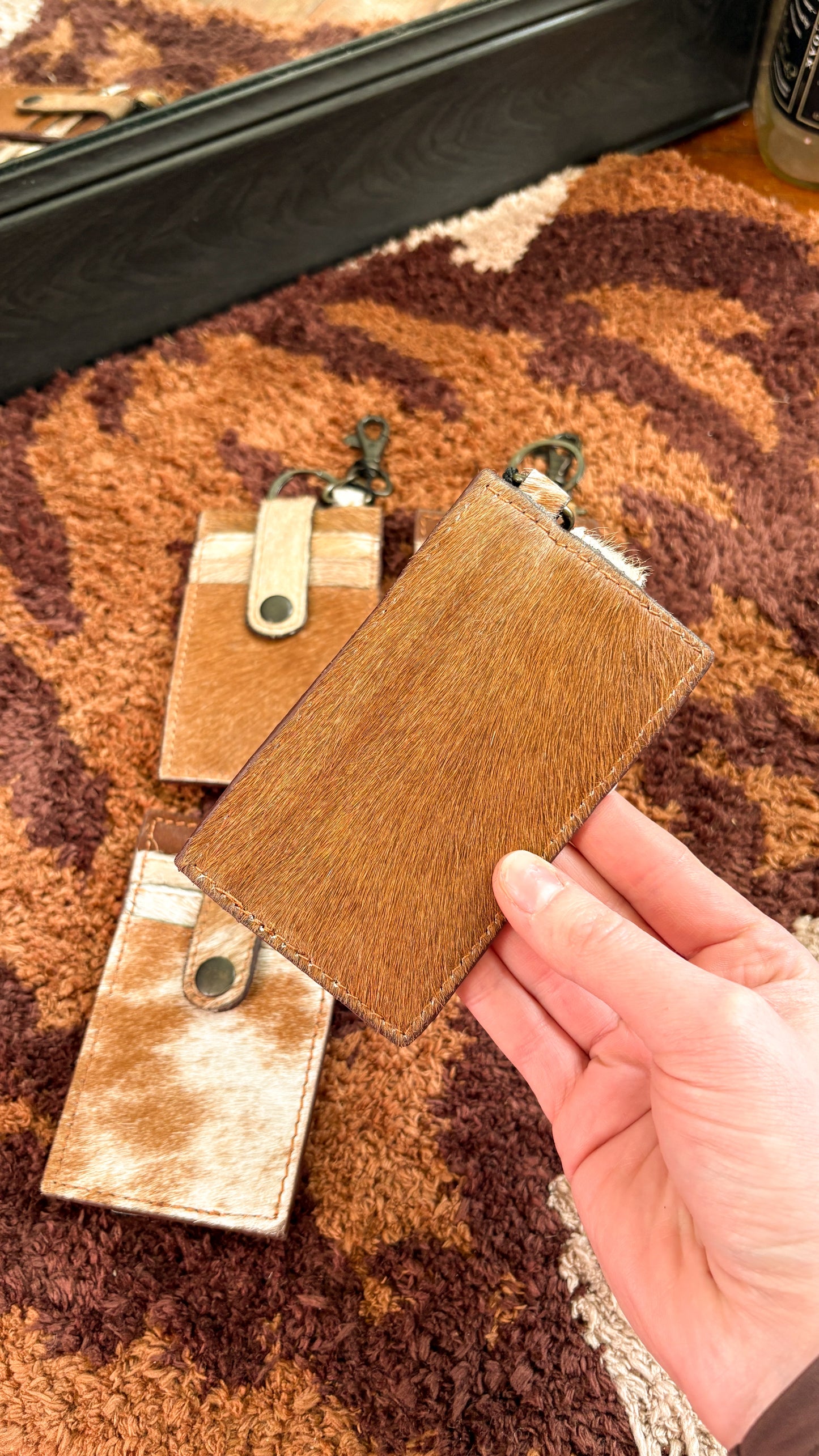 TAN COWHIDE CARDHOLDER W KEY RING
