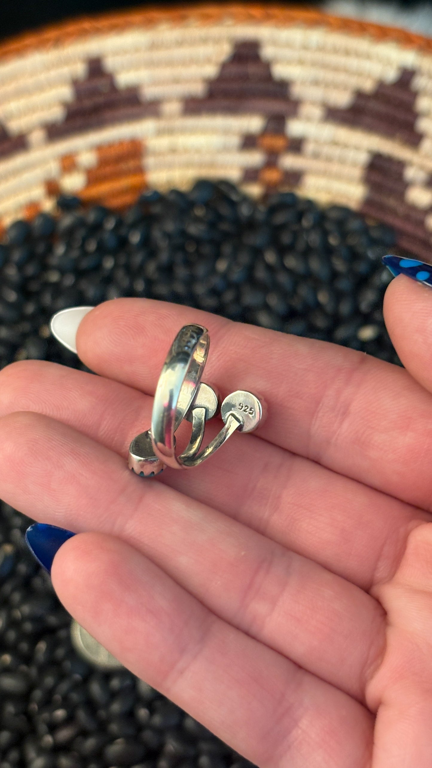 MULTI STONE ADJUSTABLE RING