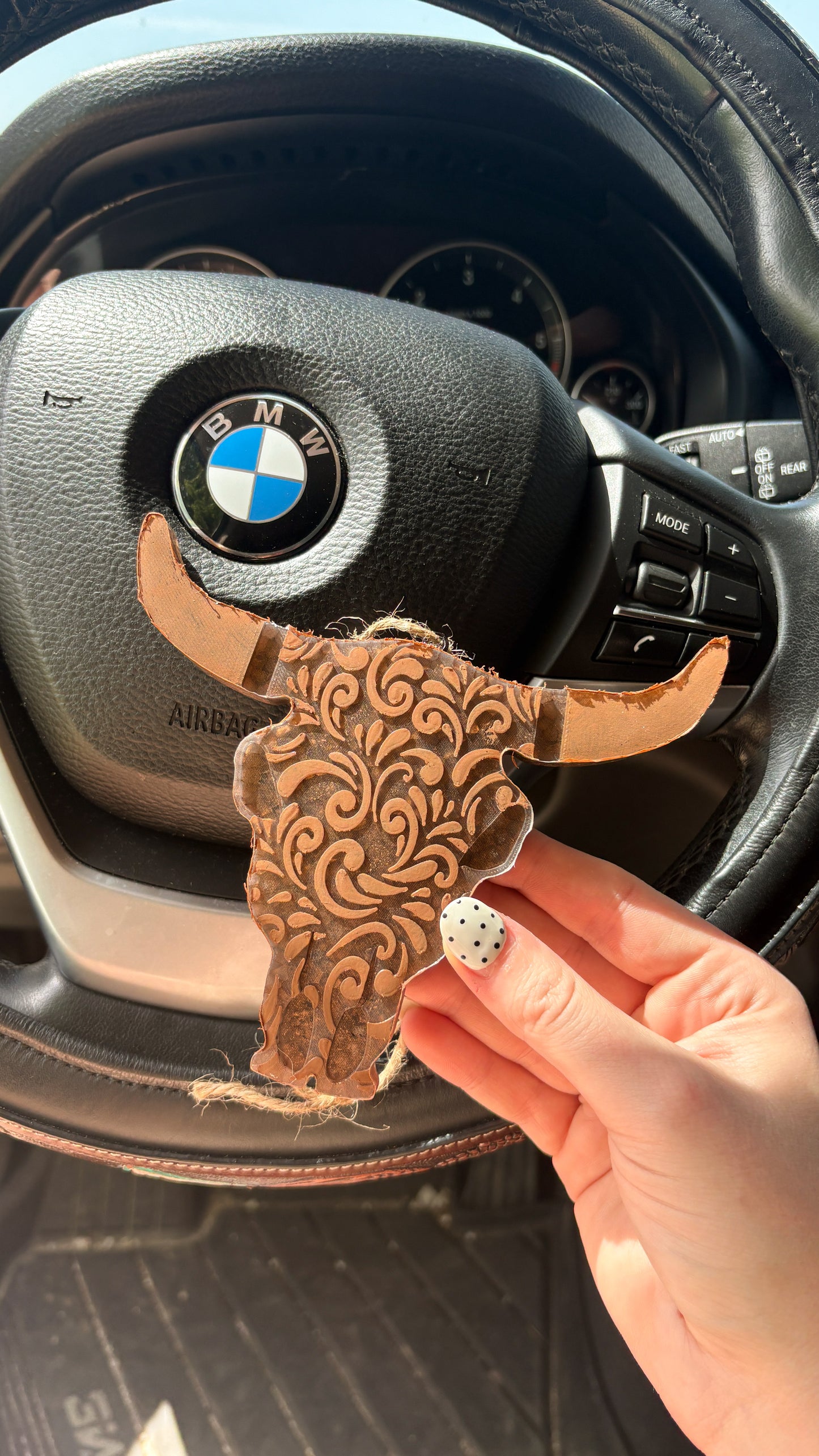 LEATHER TOOLED LONGHORN FRESHIE - LEATHER SCENT