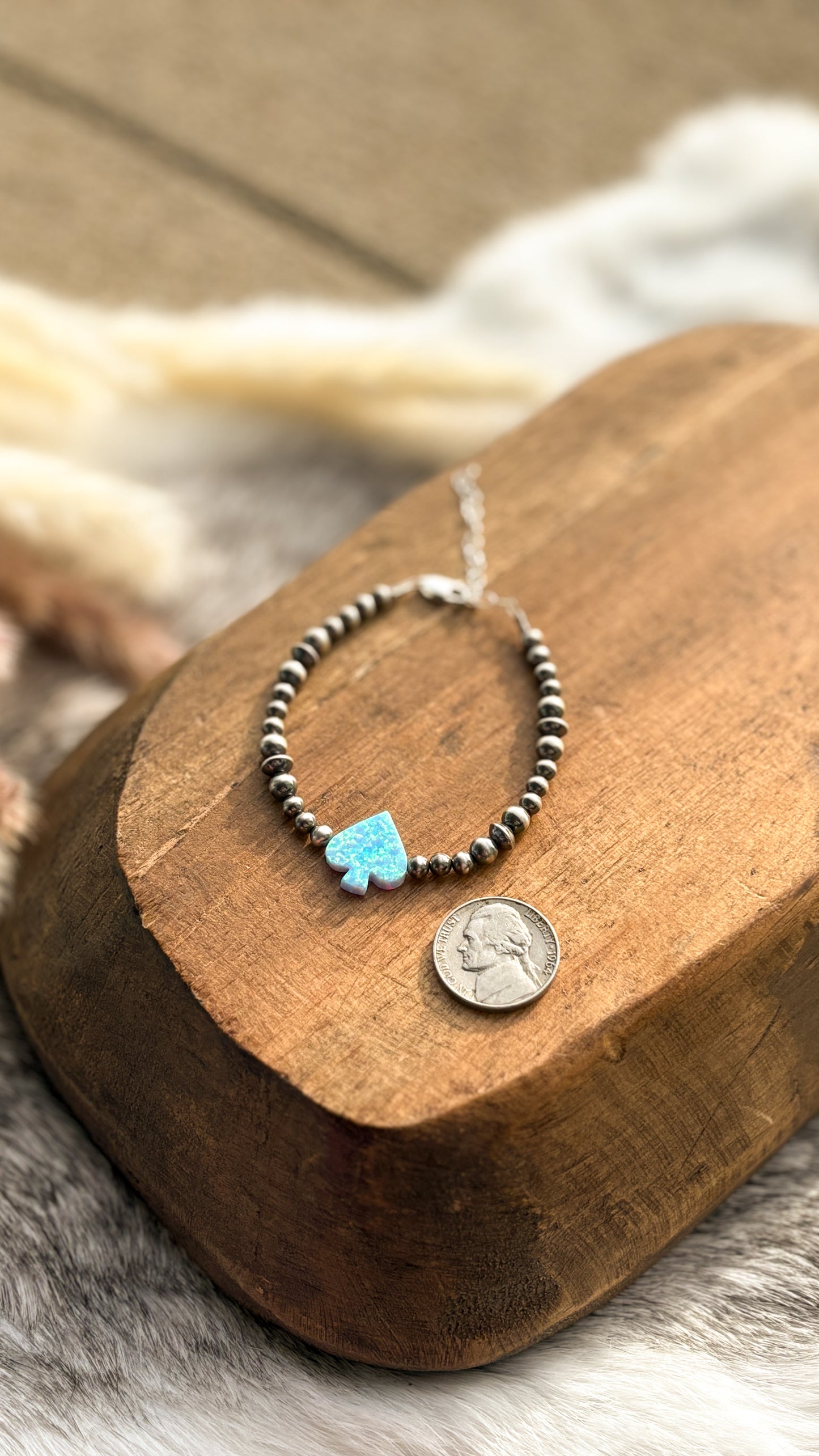 OPAL SPADE PEARL BRACELET - LIGHT BLUE - READY TO SHIP