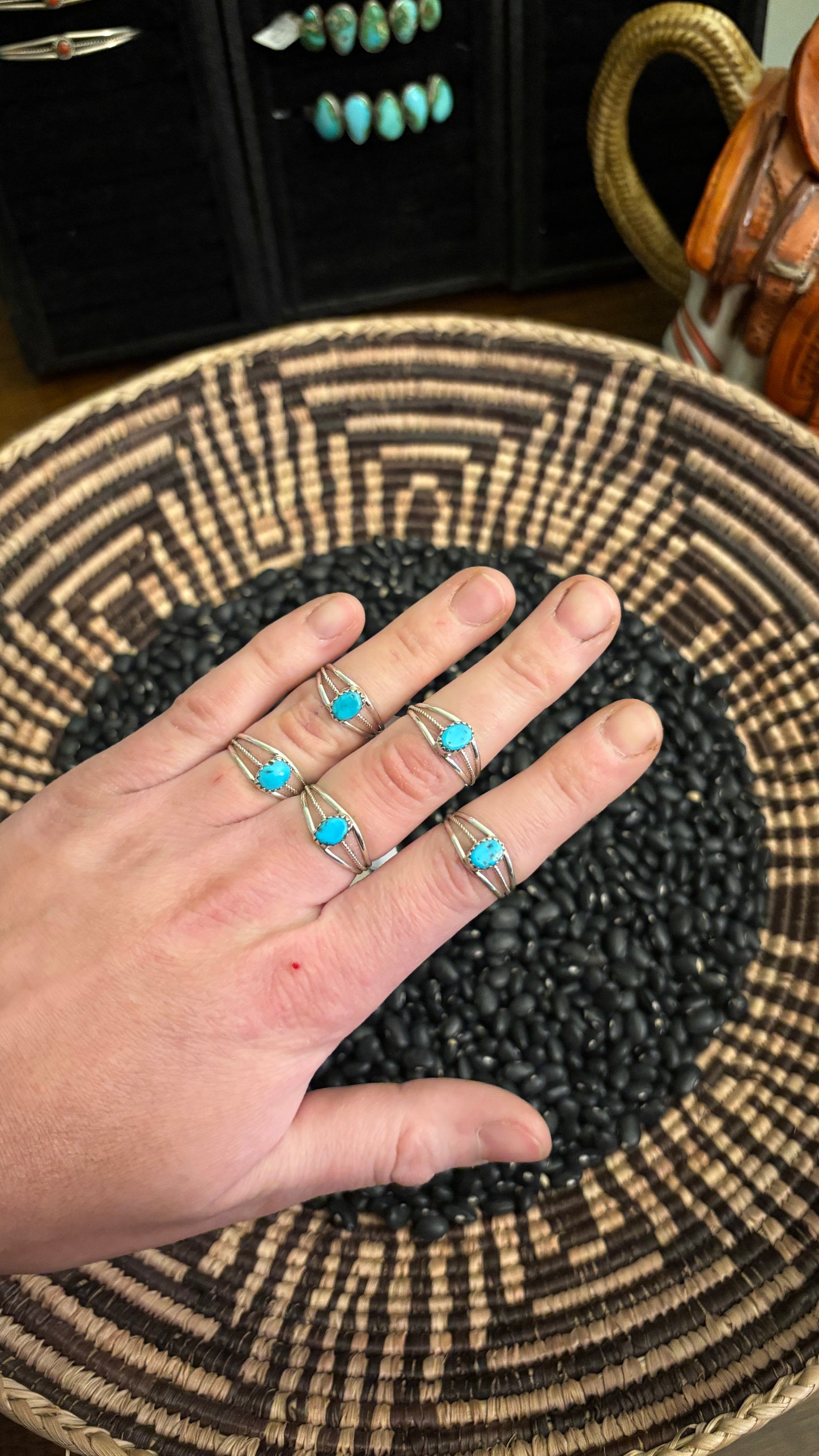 KINGMAN TURQUOISE RING W ROPE DETAIL