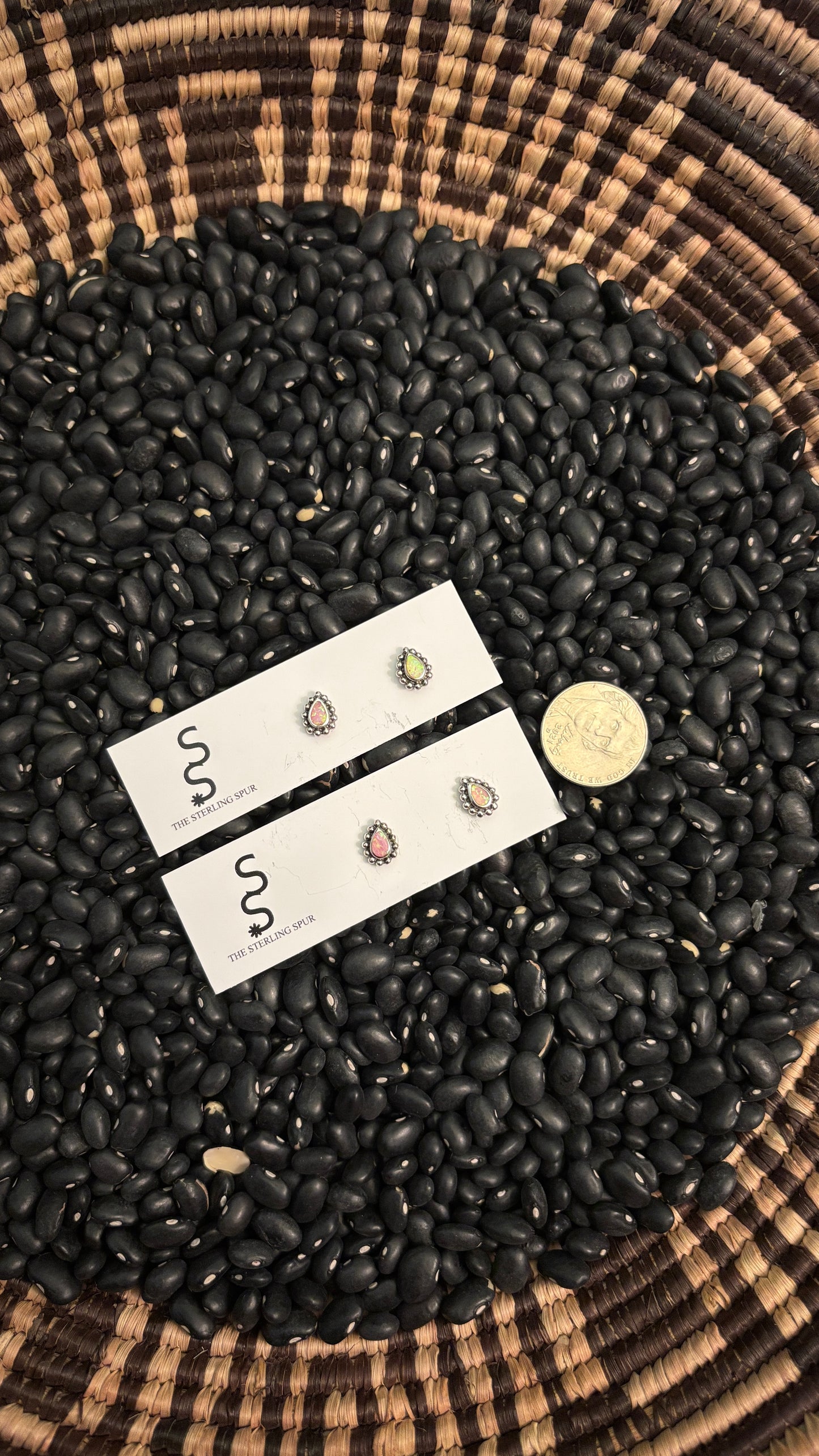 BUBBLEGUM TEARDROP STUDS