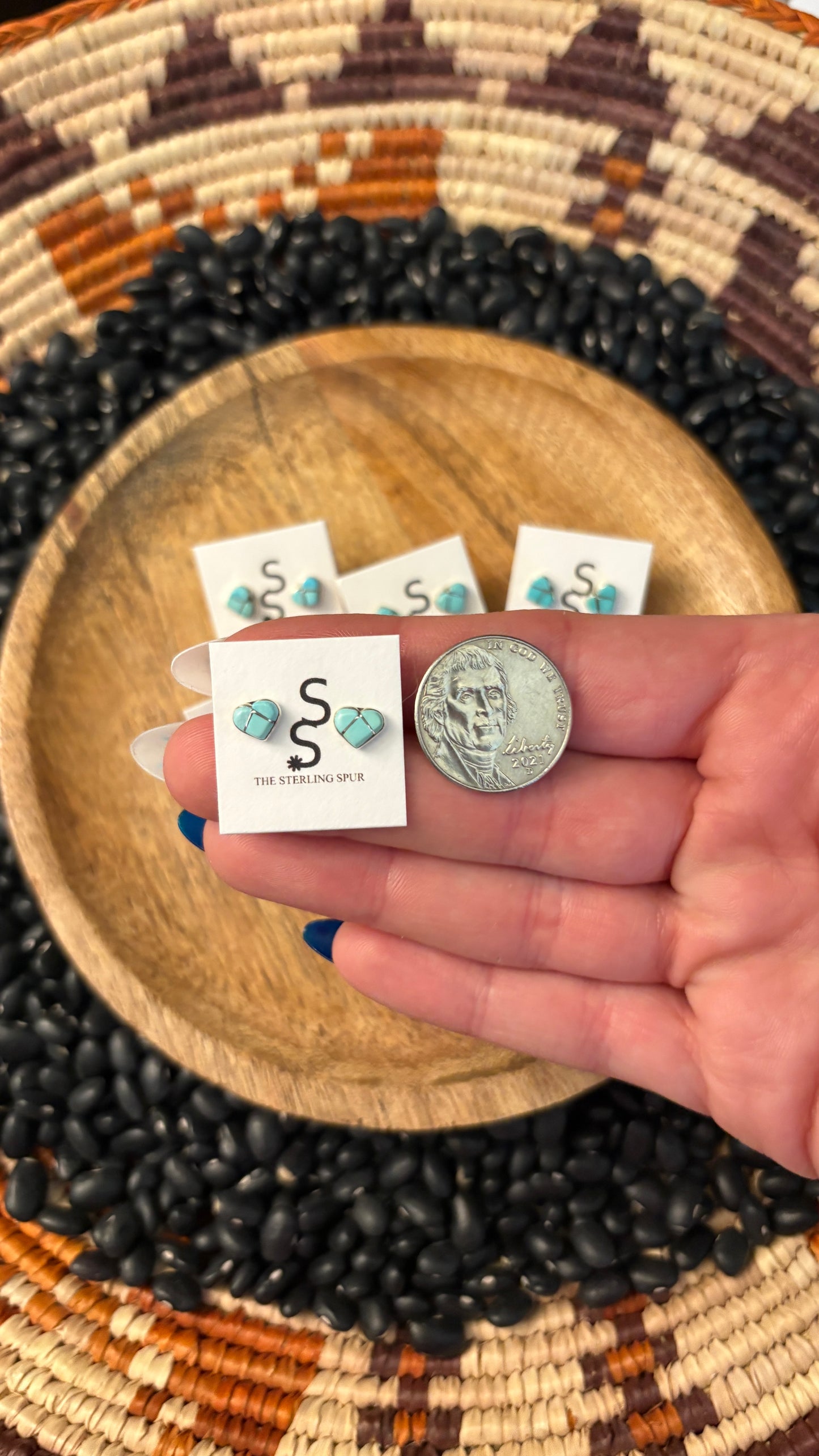 INLAY TURQUOISE HEART STUD EARRINGS