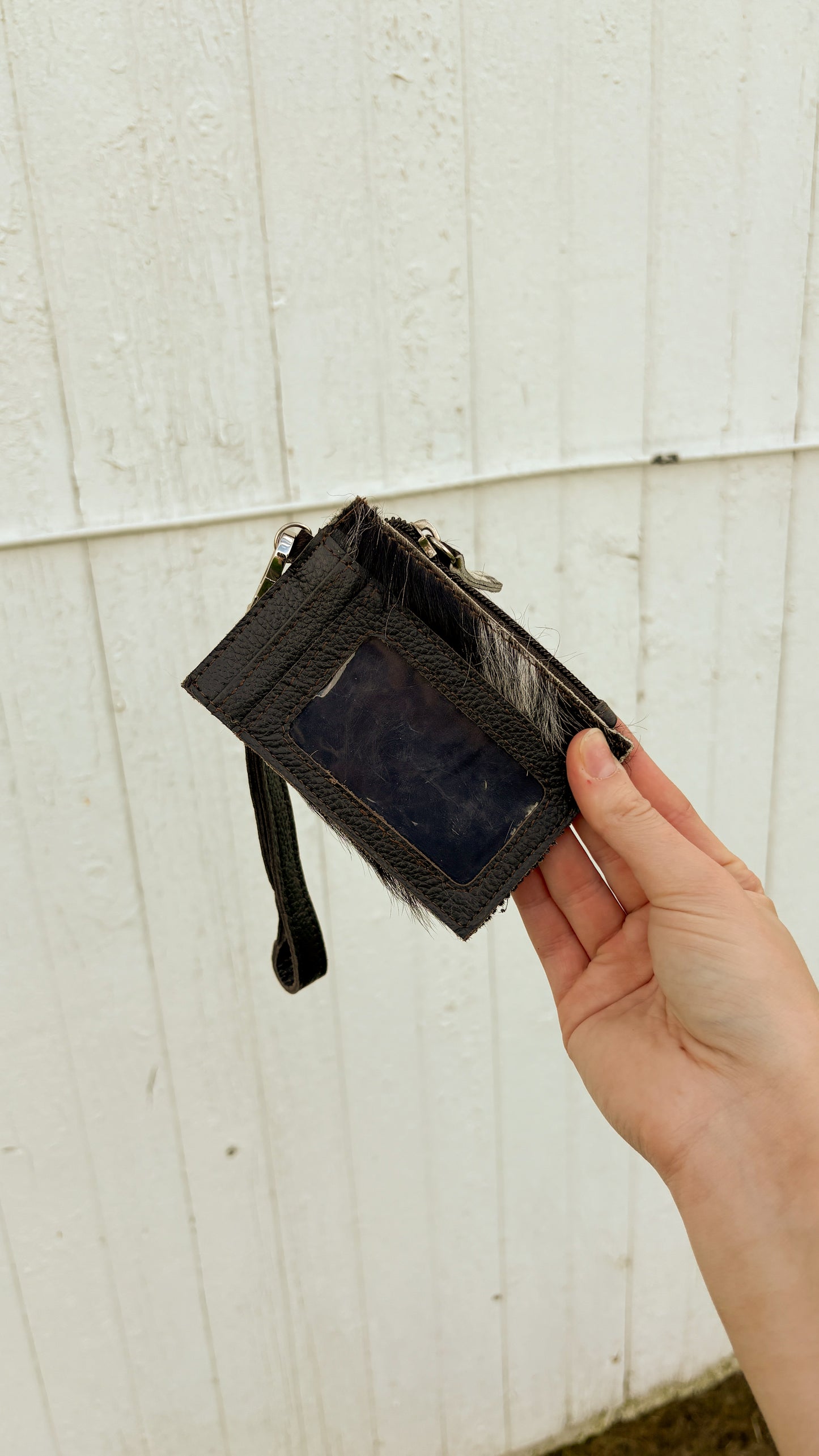 COWHIDE CARDHOLDER