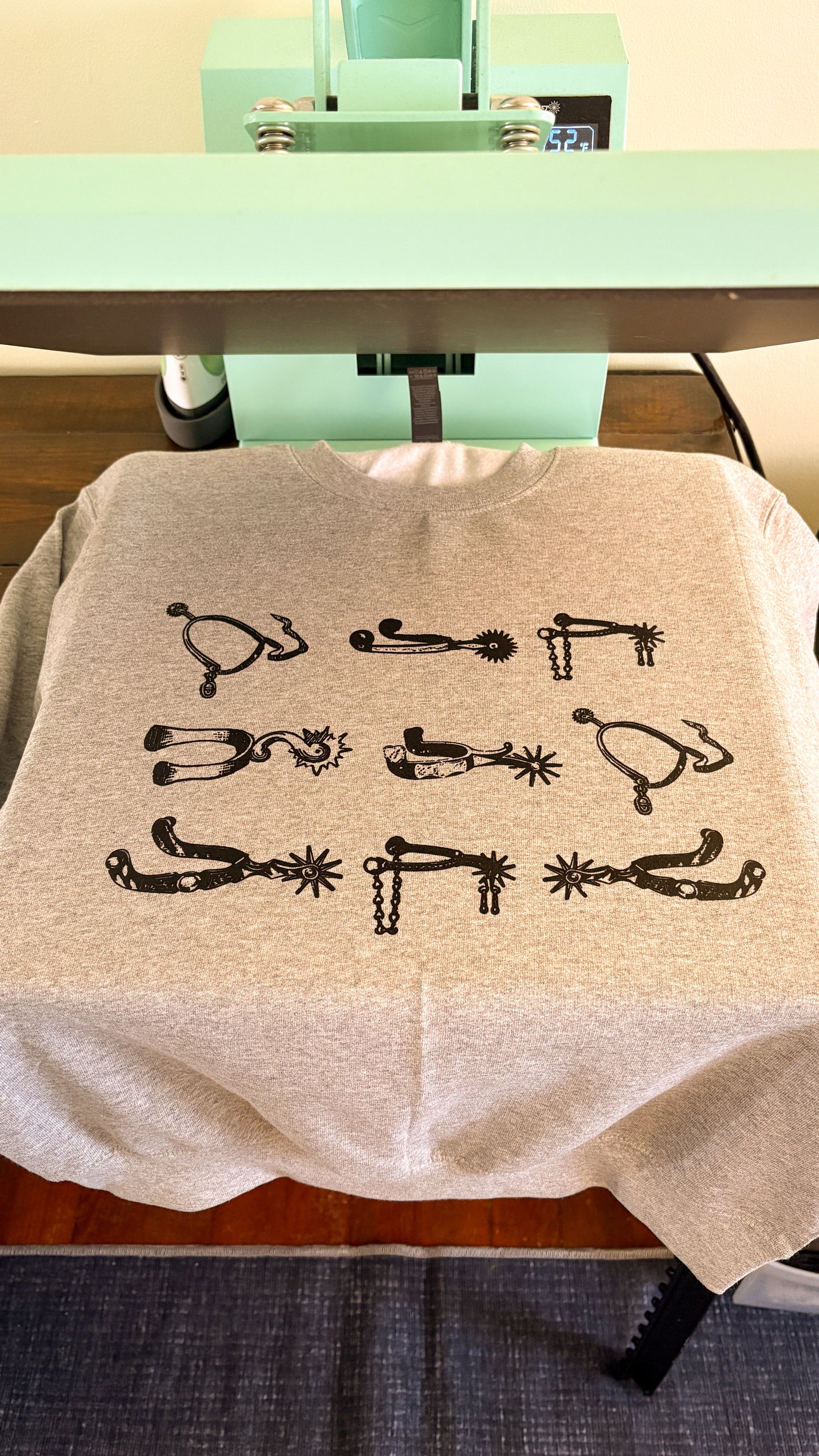 SPURS CREWNECK