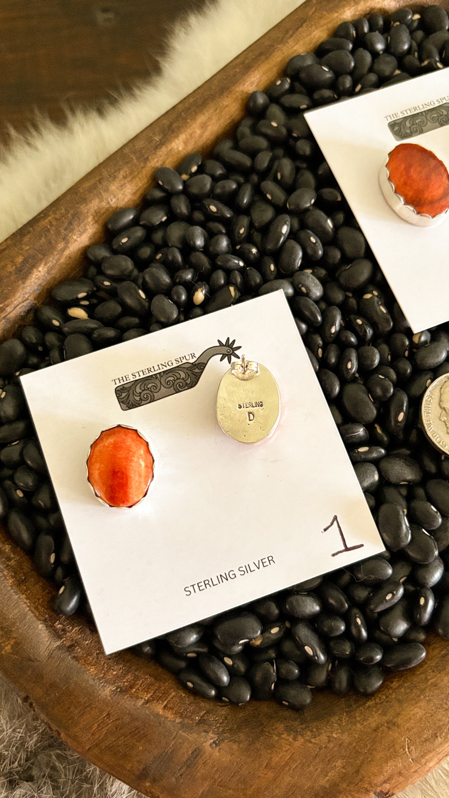 ORANGE SPINY OYSTER POST EARRINGS