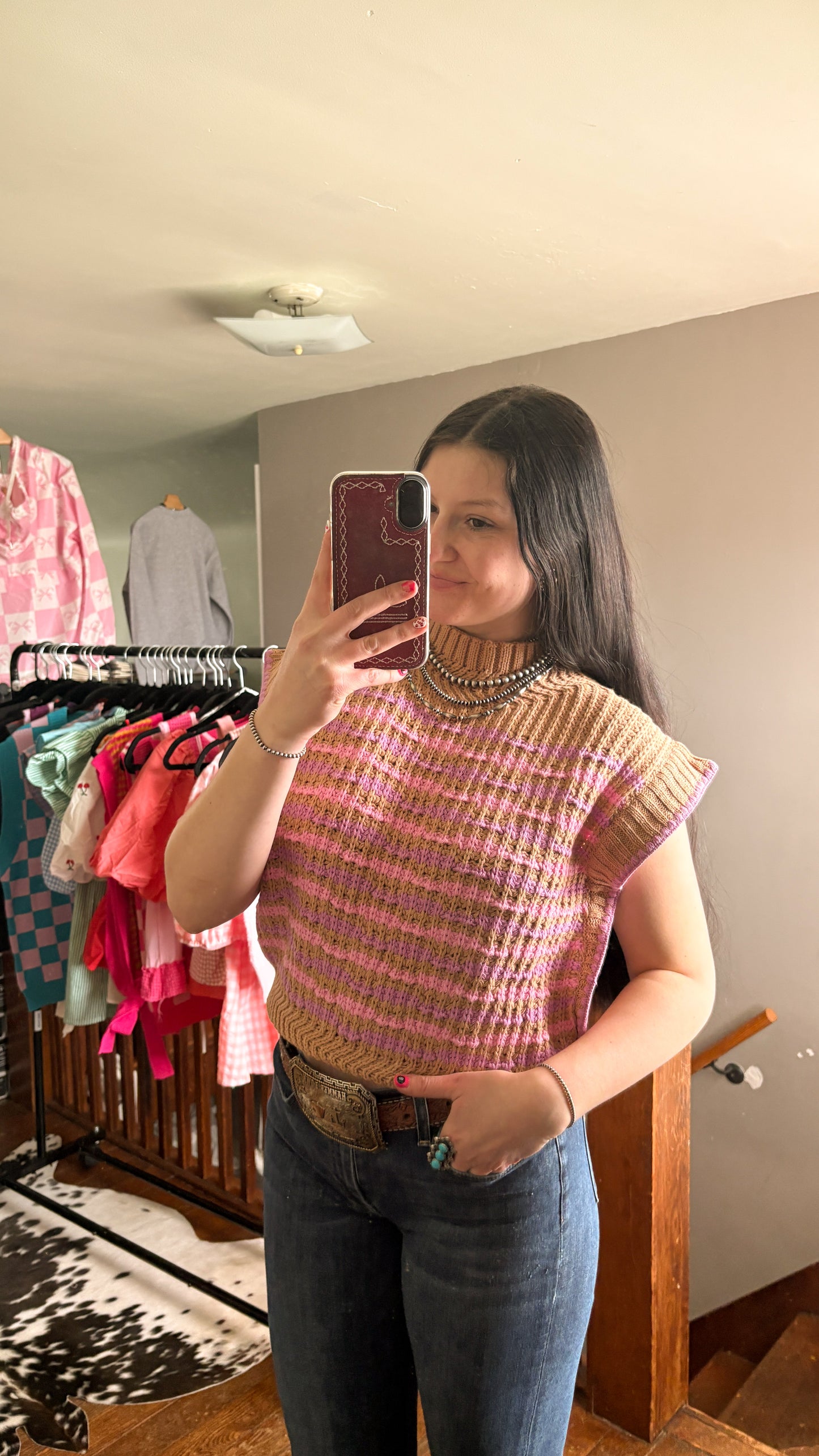 MOCK NECK SWEATER VEST