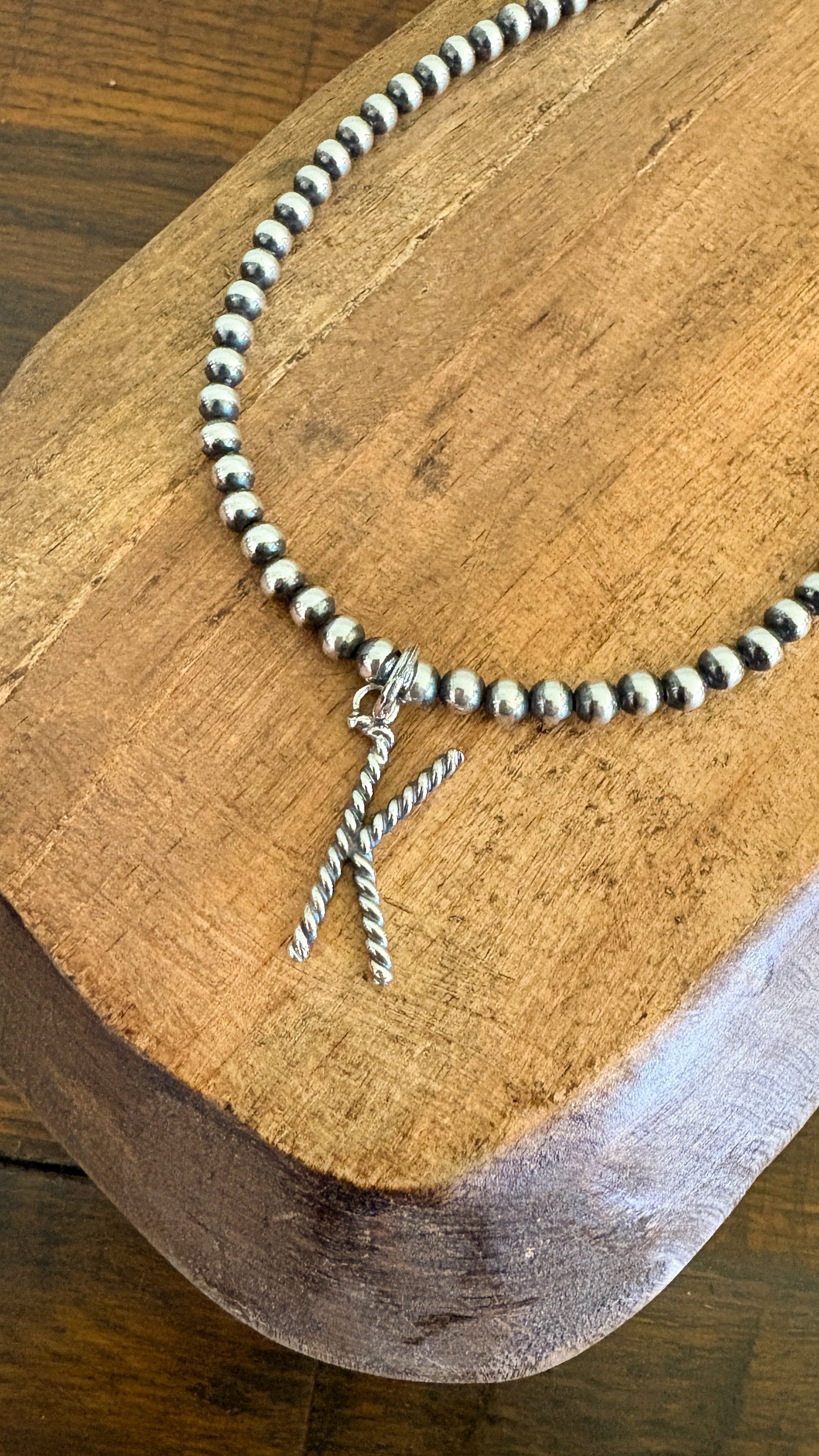 ROPE INITAL PENDANT