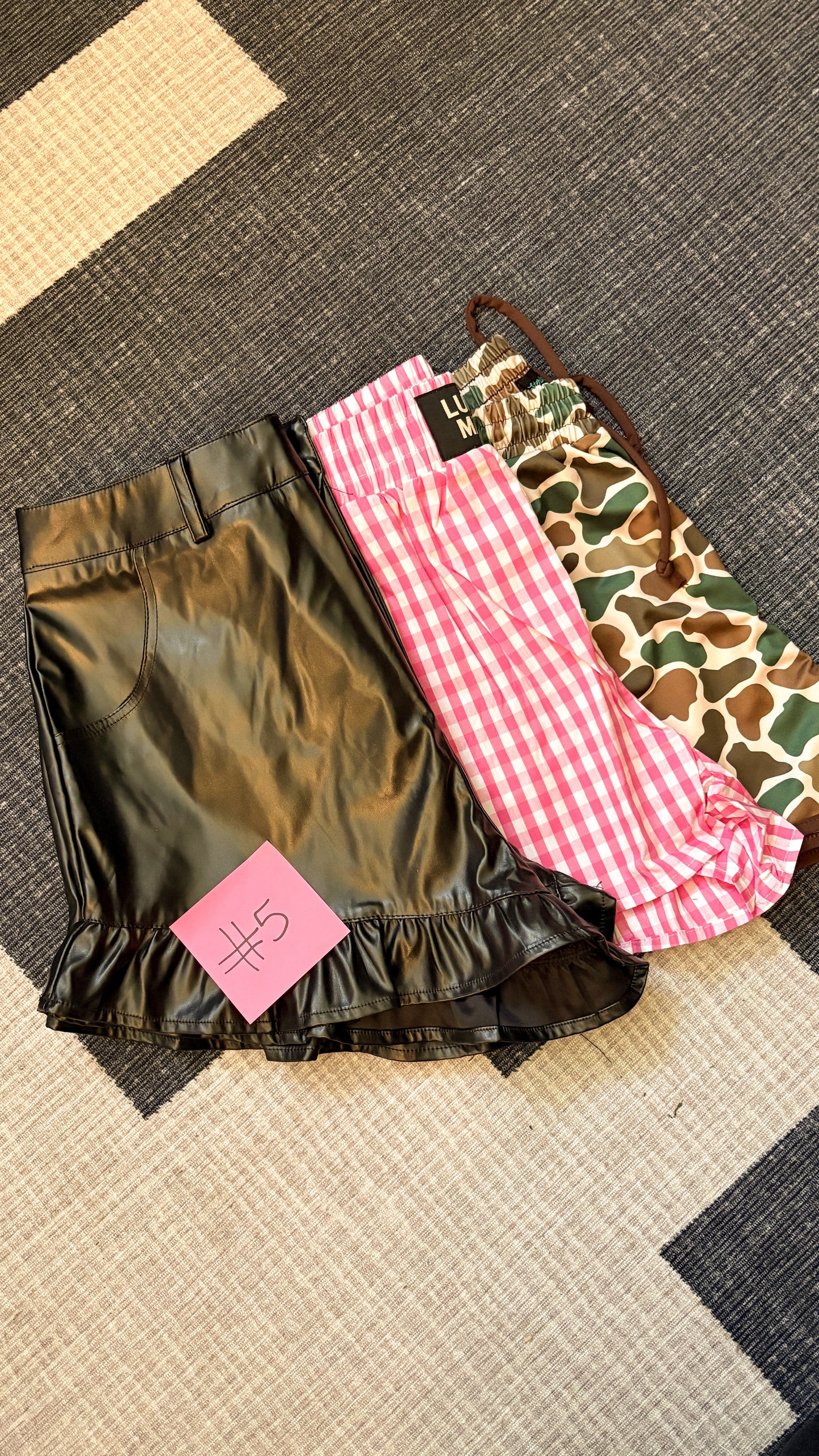 BOTTOMS - SIZE MEDIUM - BUNDLE DEAL #5