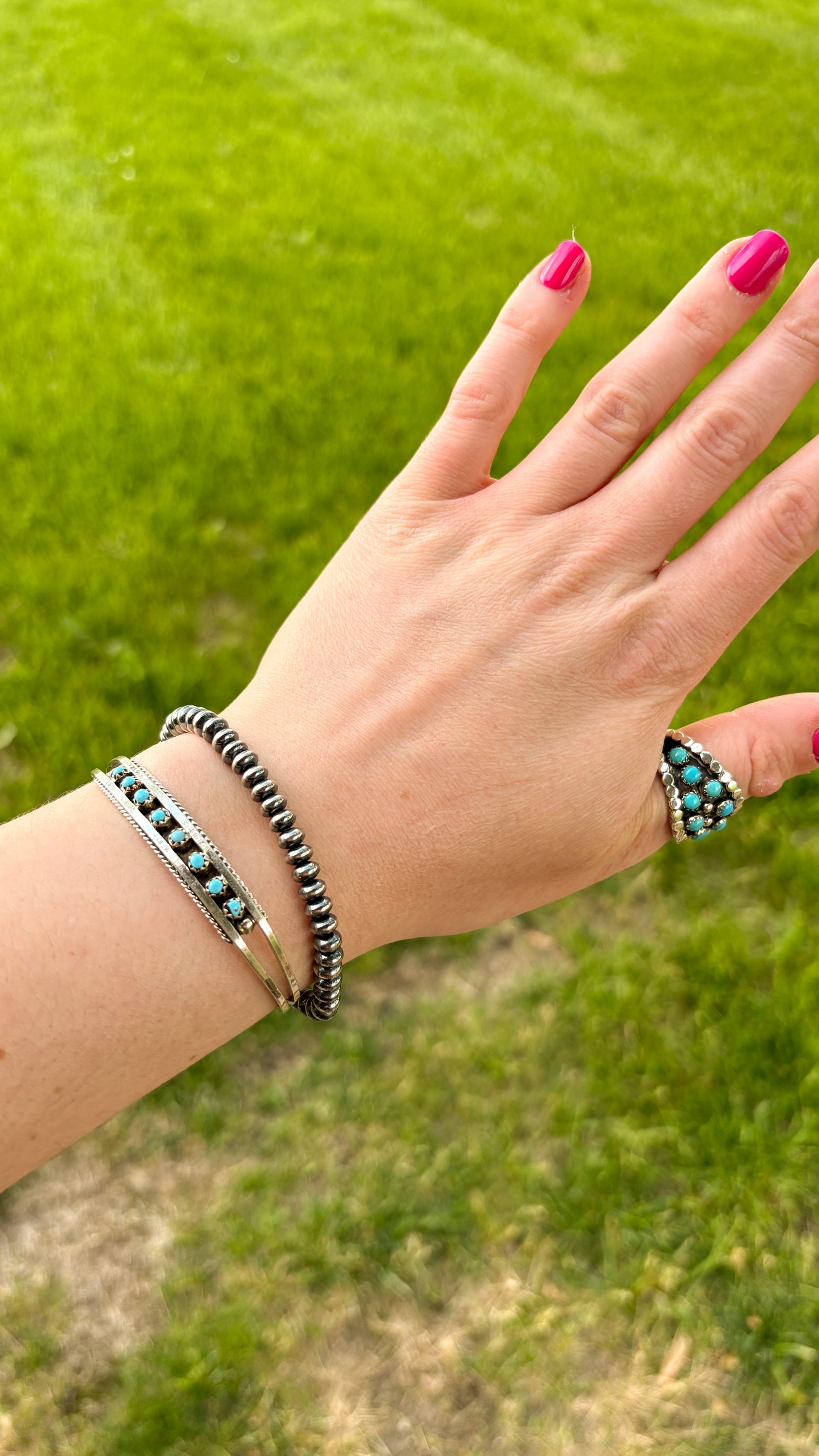 5MM SAUCER PEARL STRETCH BRACELET - READY TO SHIP