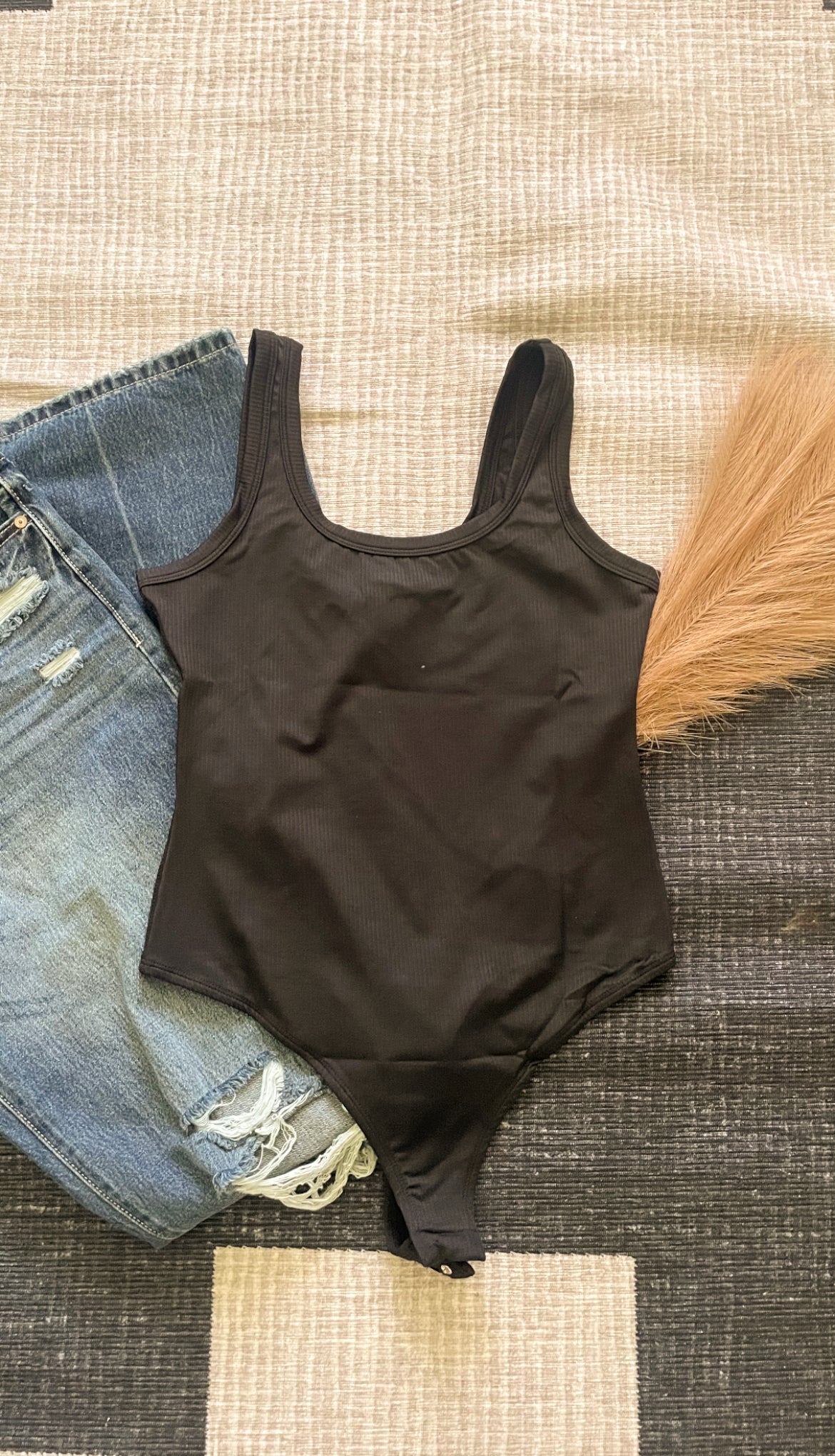 BASIC BODYSUIT