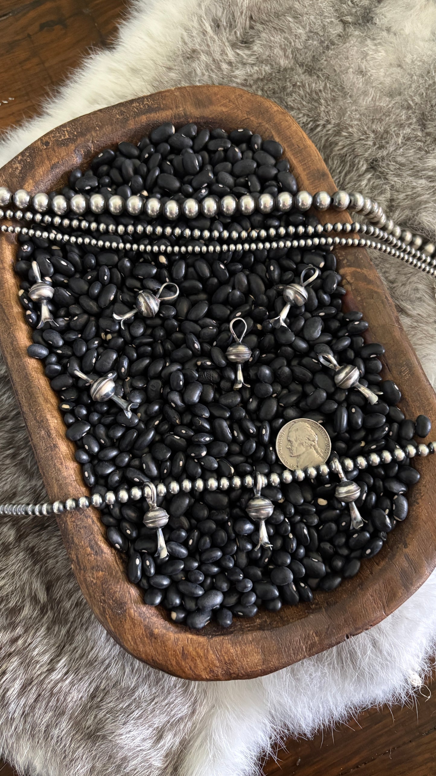 MEDIUM SQUASH PENDANT