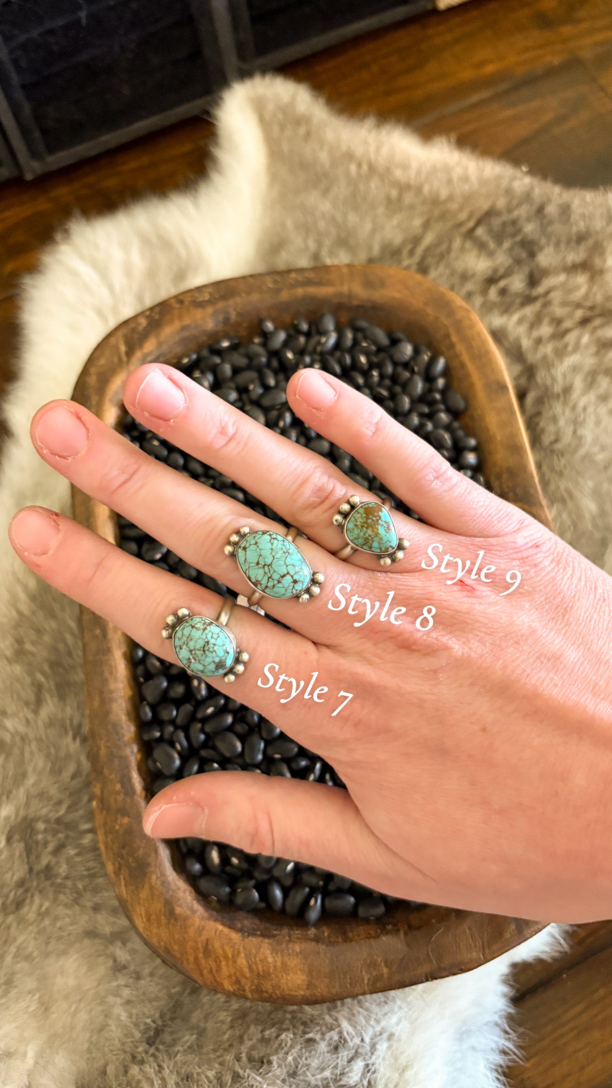 LARGE SIZE SINGLE STONE TURQUOISE RING W BALL DETAIL