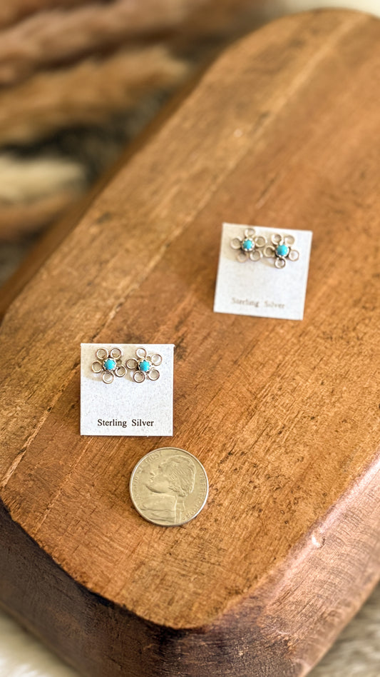 TURQUOISE FLOWER STUDS