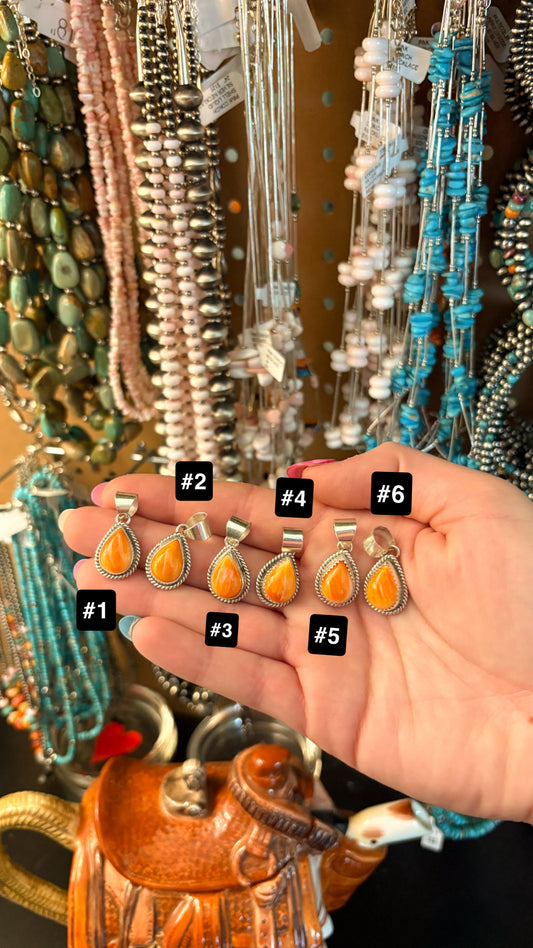 TEARDROP ORANGE SPINY OYSTER PENDANT