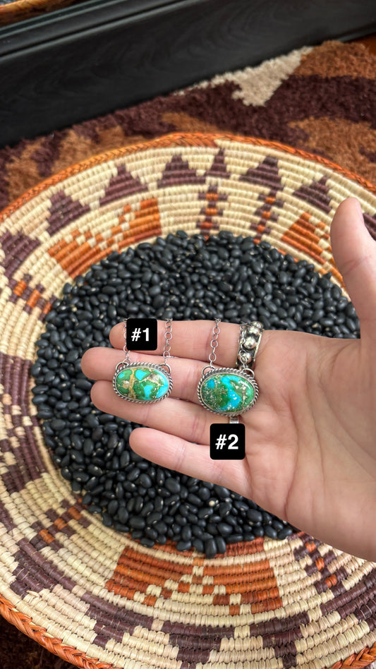 SONORAN GOLD OVAL STONE NECKLACE BY HIRAM LARGO