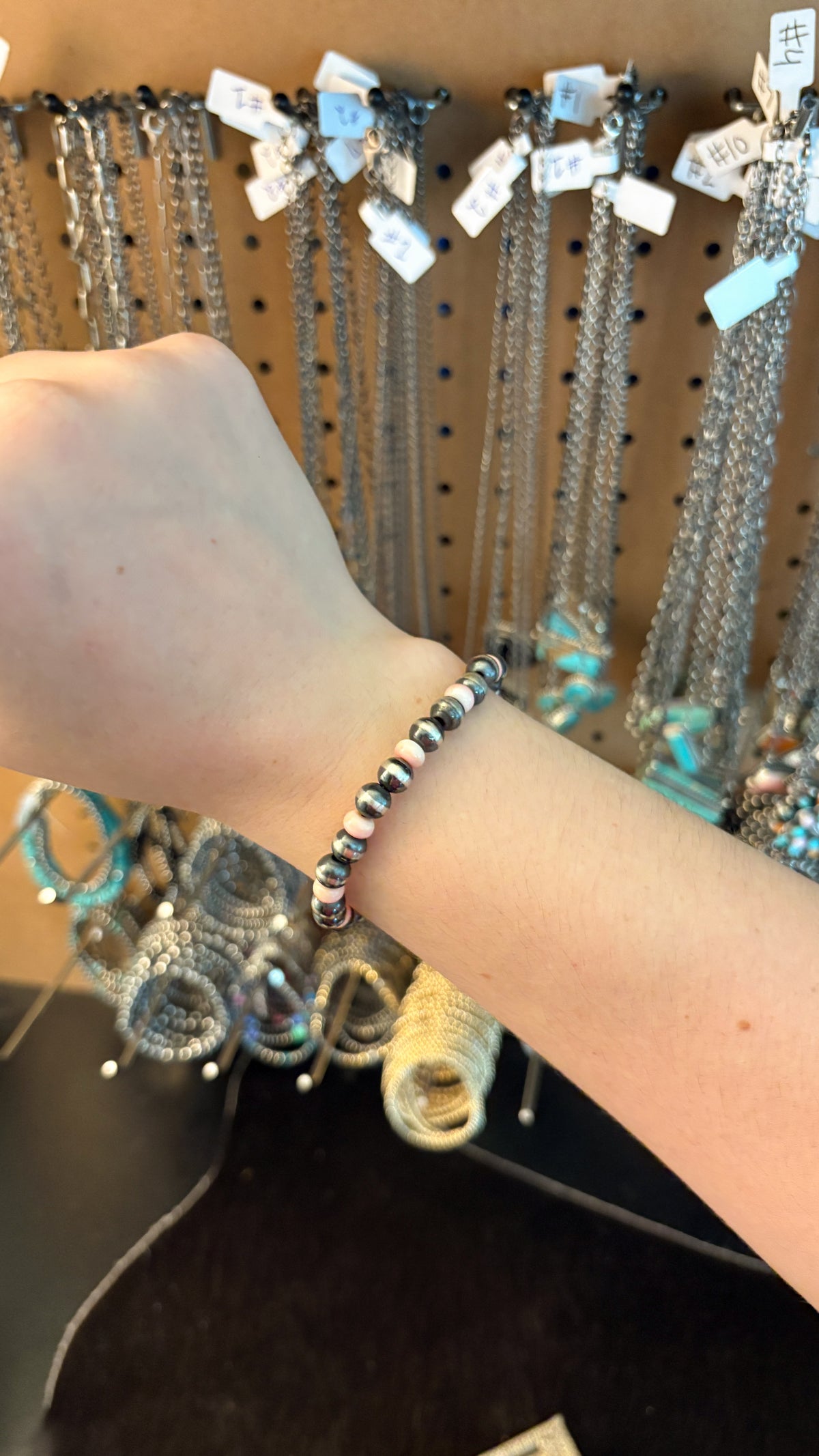 PINK CONCH 7MM STERLING SILVER PEARL STRETCH BRACELET