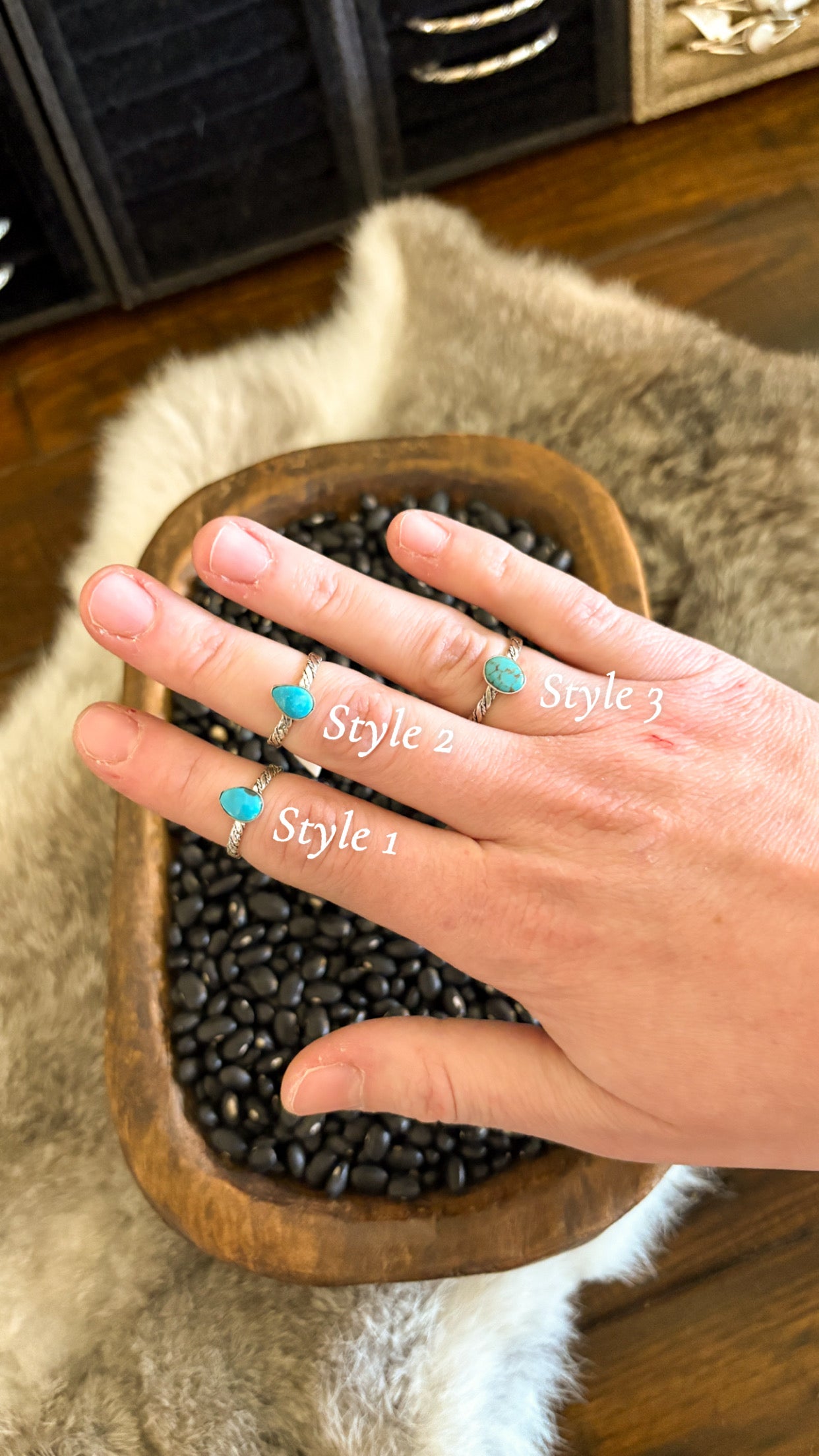 STONE WITH ROPE TWIST RING - TURQUOISE