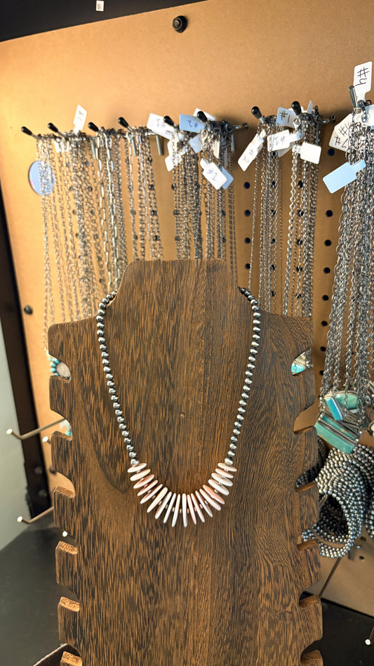 THE ELLA NECKLACE