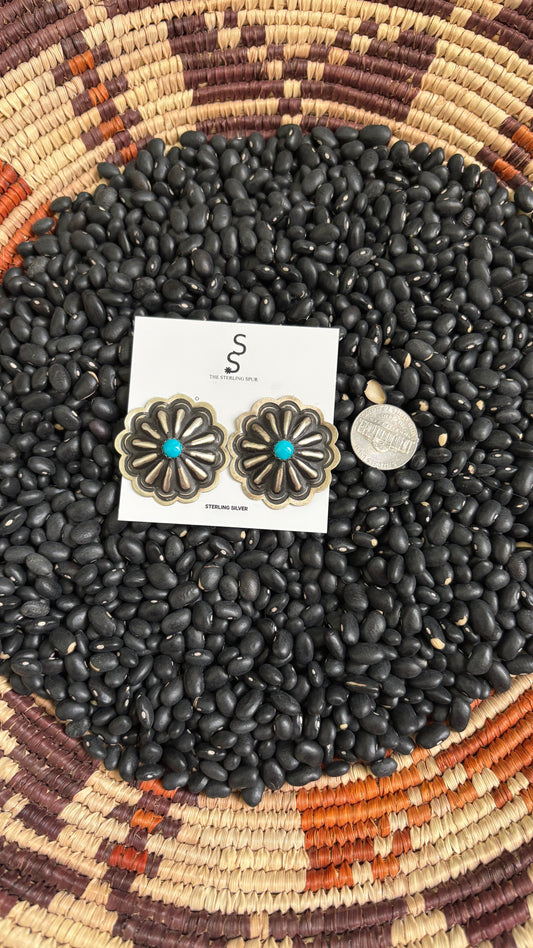ROUND CONCHO STATEMENT EARRINGS W SINGLE TURQUOISE STONE